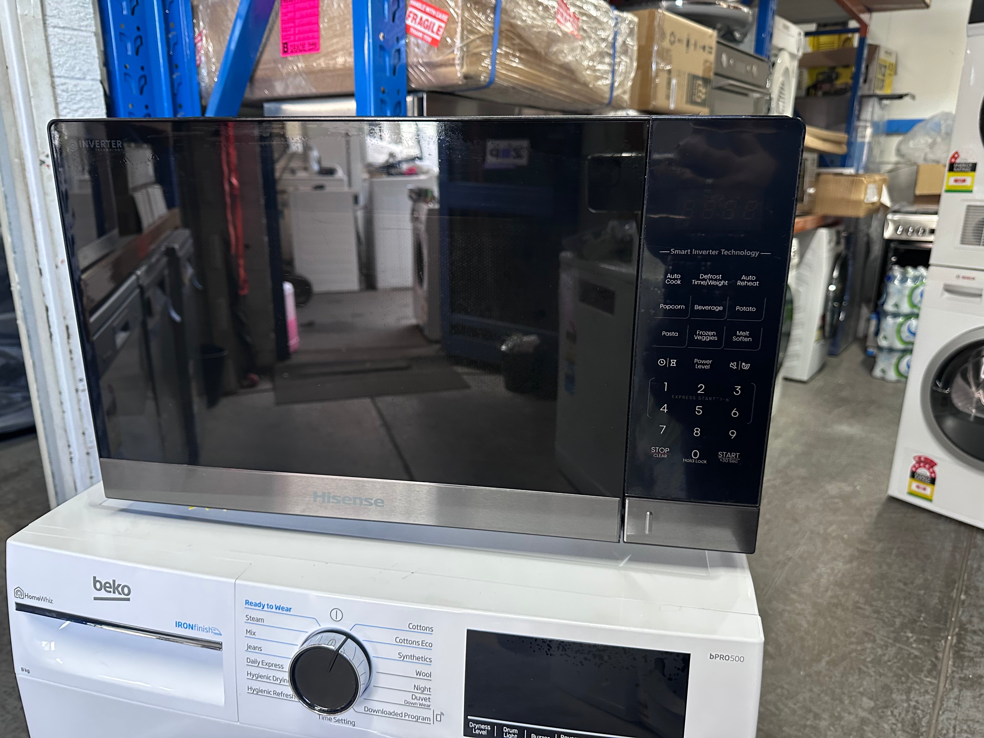 Hisense 42L Black Mirror 1100W Smart Inverter Microwave Oven - Factory Second | Compact Countertop Microwave for Small Kitchens, Dorms & Office Break Rooms