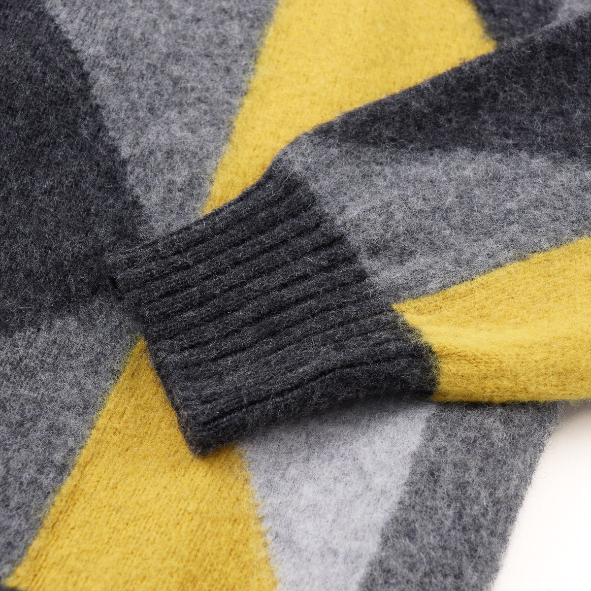 Drumohr Patterned Lambswool Sweater for Women - Soft Winter Knit Pullover - Cozy Casual & Office Wear