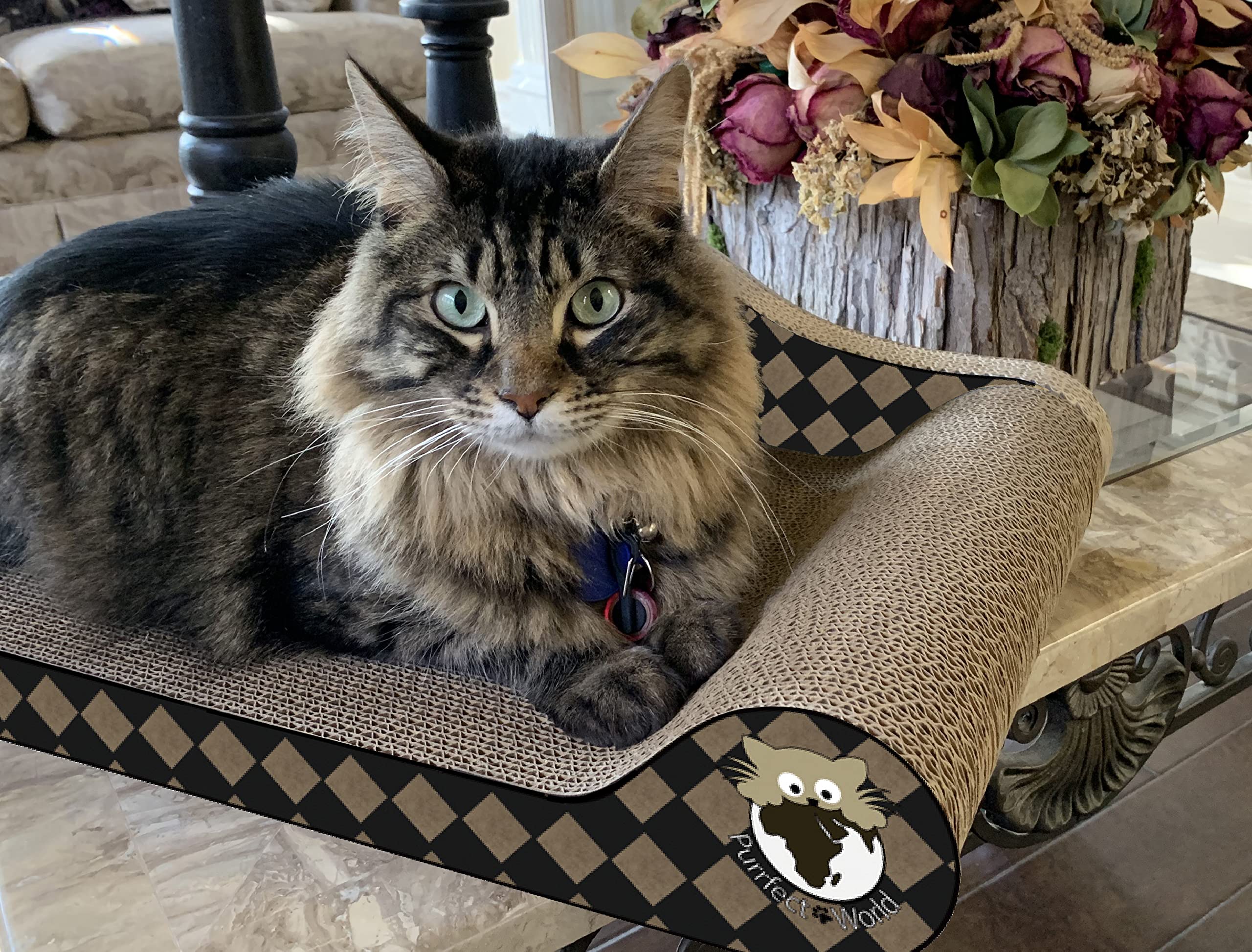 Premium Cat Scratcher Lounge with Checkerboard Design - Durable Cardboard Scratching Pad for Cats - Perfect for Indoor Play, Nail Trimming & Stress Relief