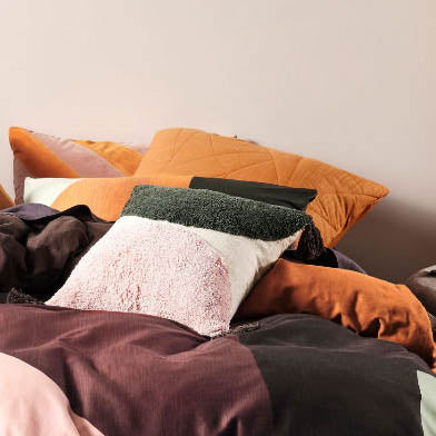 Linen House Ettie Quilt Cover Set - Queen Size Bedding Set with Pillowcases, Soft & Breathable Cotton Quilt Cover for Cozy Home Decor (Perfect for Master Bedroom, Guest Room & Airbnb)