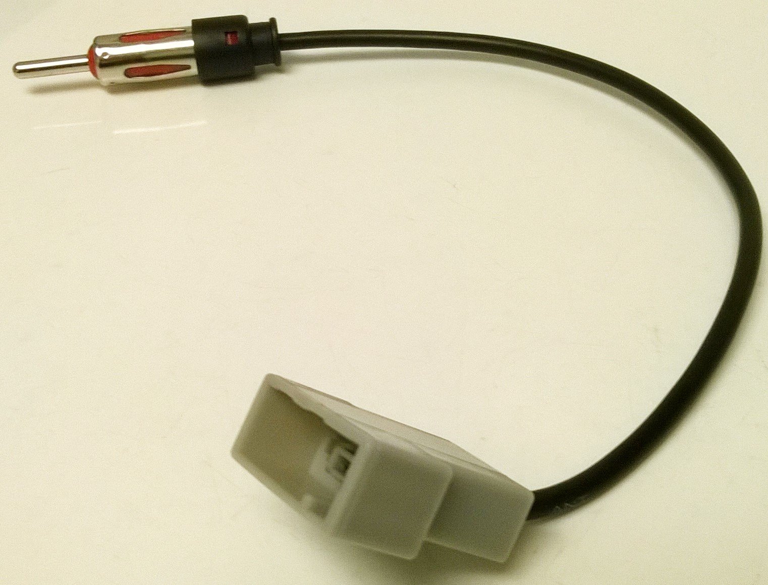 Subaru Legacy & Outback Stereo Antenna Harness Adapter (2010-2014 Models Without OEM Navigation) - Easy Radio Installation Upgrade for Better Sound Quality - Perfect for DIY Car Audio Projects & Aftermarket Head Unit Installations