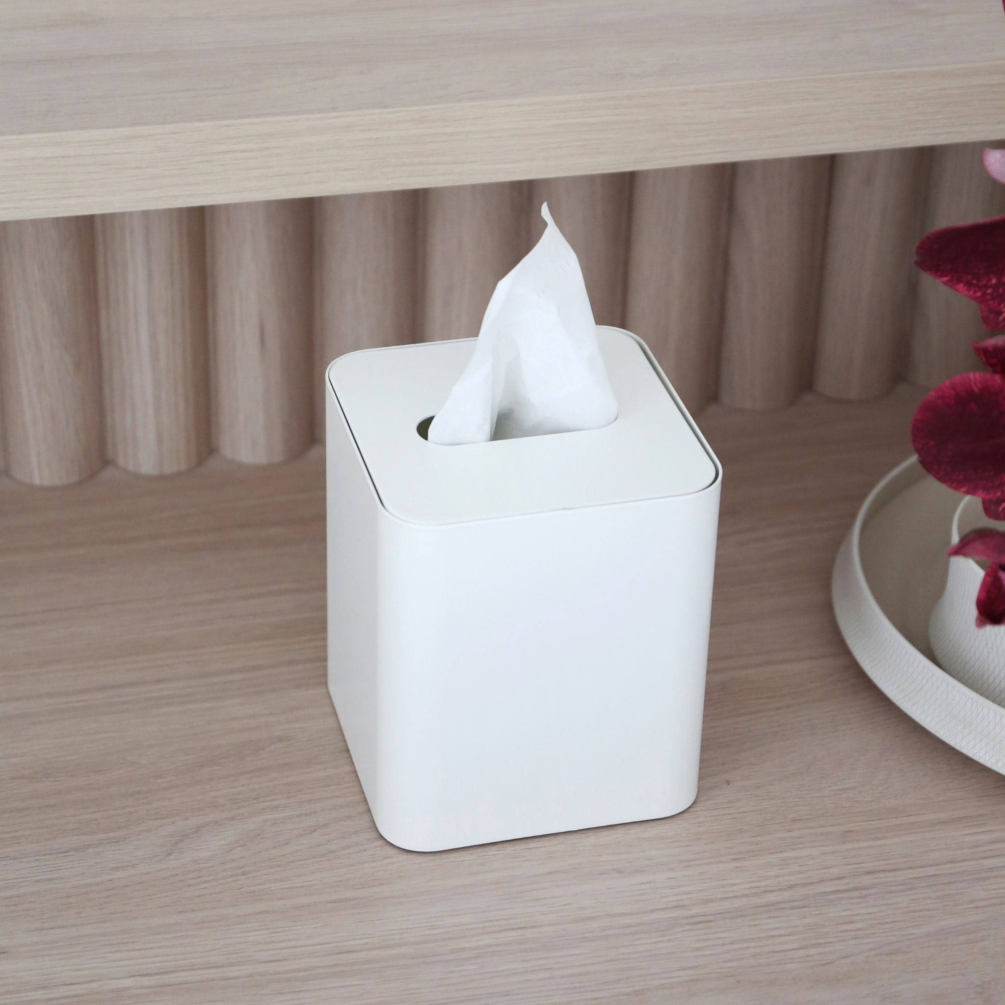 Square Tissue Box with Metal Lid - White & White | Modern Home Decor for Living Room, Bathroom & Office | Stylish & Functional Tissue Holder