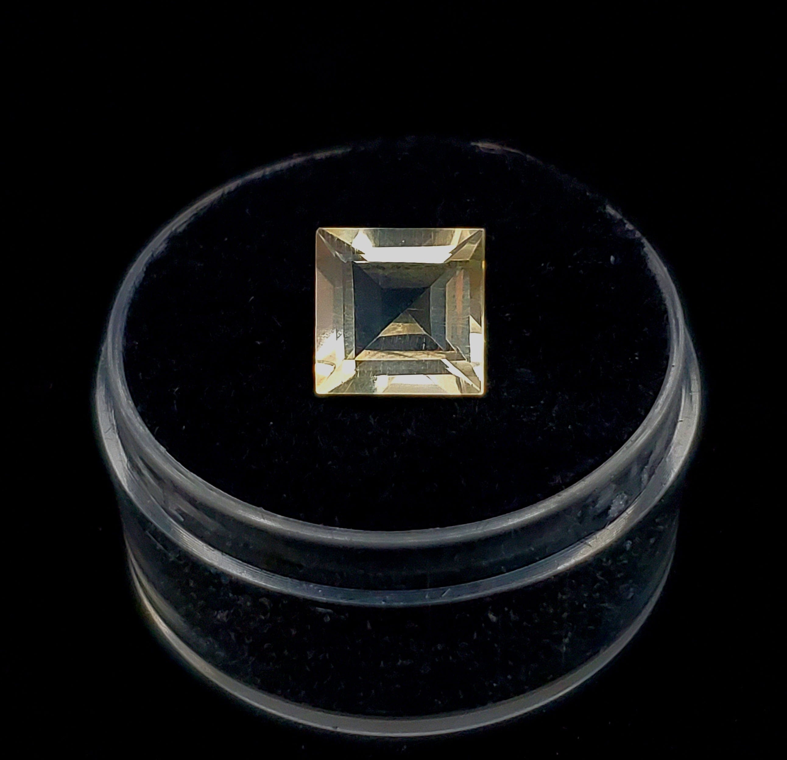 Natural Citrine Faceted Gemstone for Jewelry Making - Healing Crystal for Necklaces, Rings & Bracelets - Perfect for Spiritual Gifts & Energy Healing