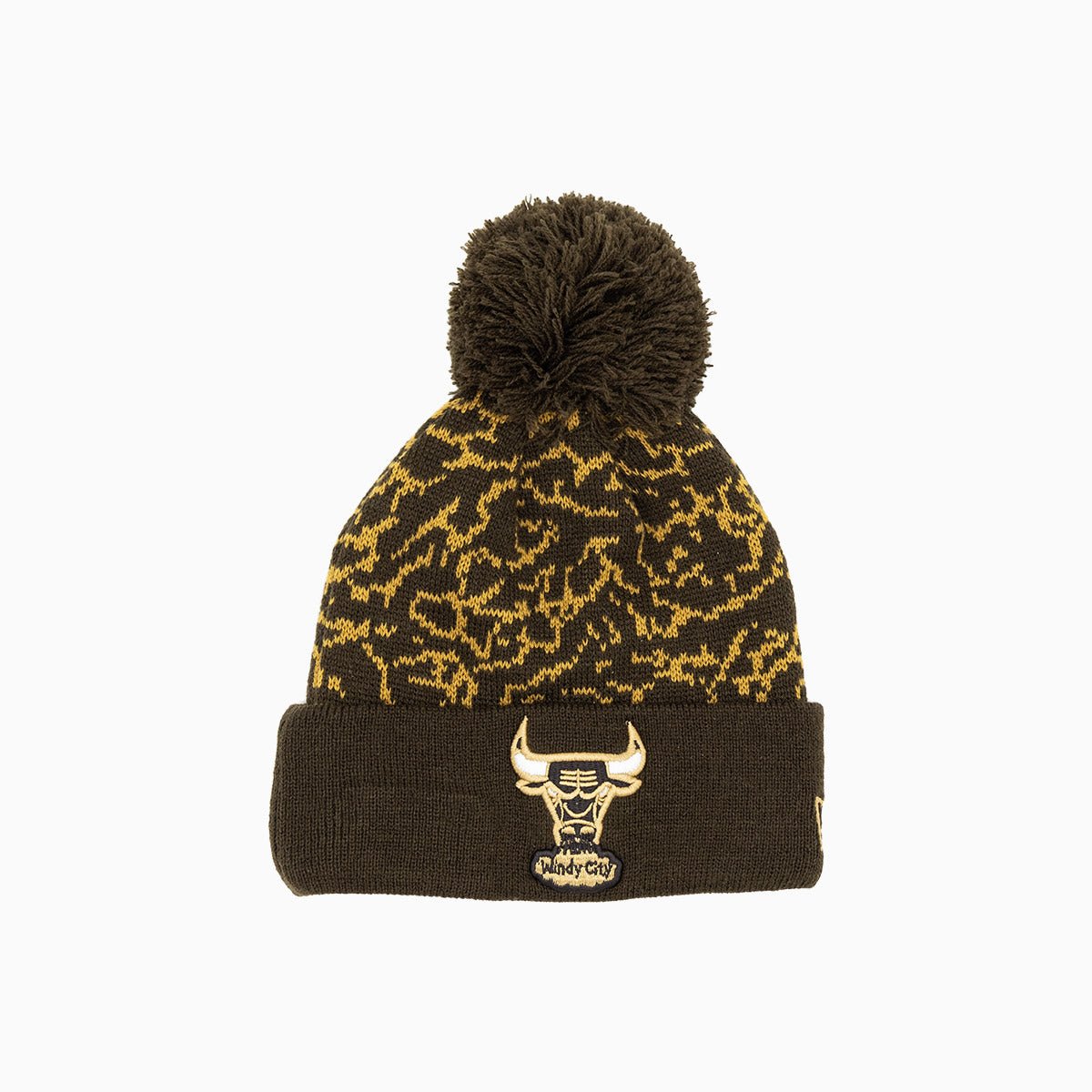 Chicago Bulls NBA Kids Pom Beanie Knit Hat - Winter Warm Fleece Lined Cap for Boys & Girls - Perfect for Basketball Games, Outdoor Sports & Cold Weather