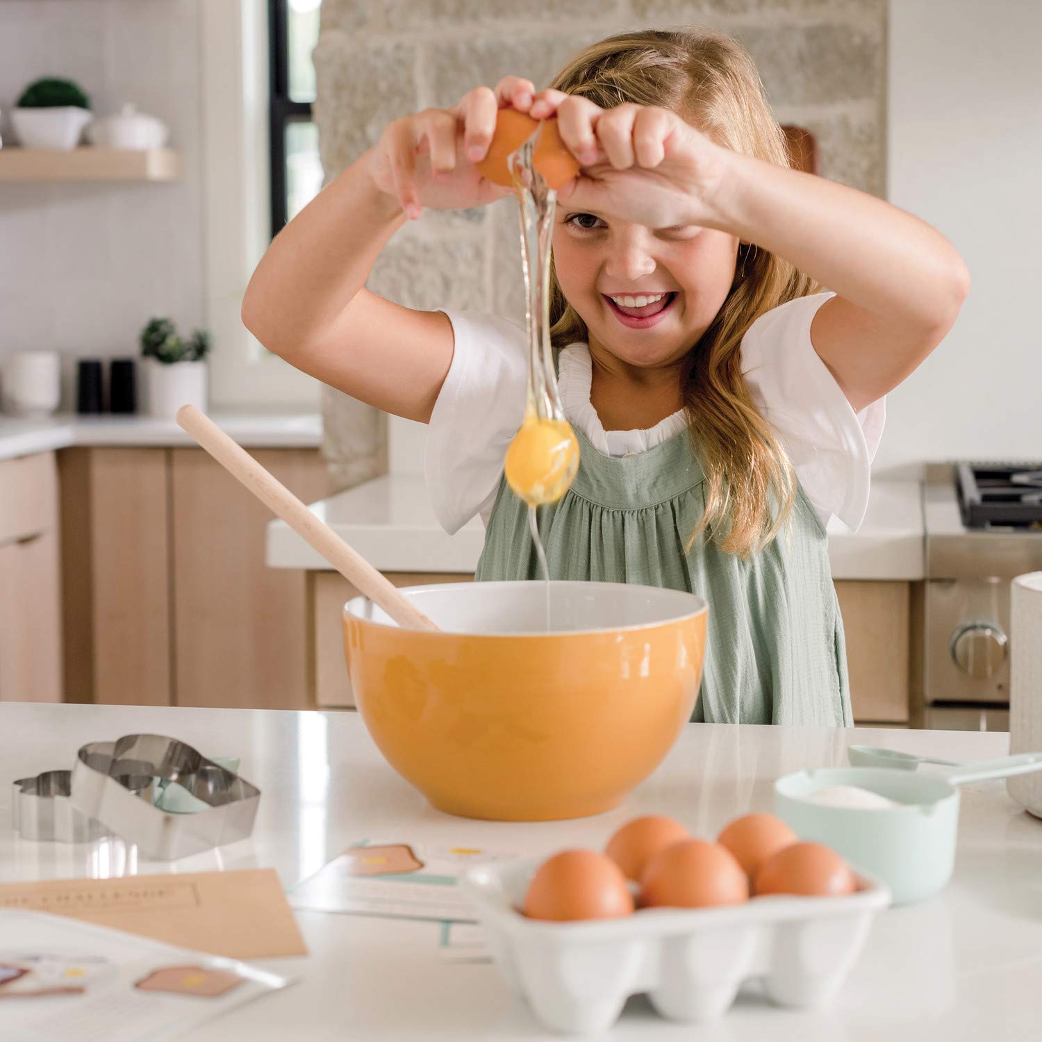 MindWare Playful Chef: Kids Baking Kit with 26 Utensils & 3 Challenges – Fun Cooking Lessons for Boys & Girls Ages 8+ – Perfect for Birthday Gifts, Family Baking Activities & STEM Learning
