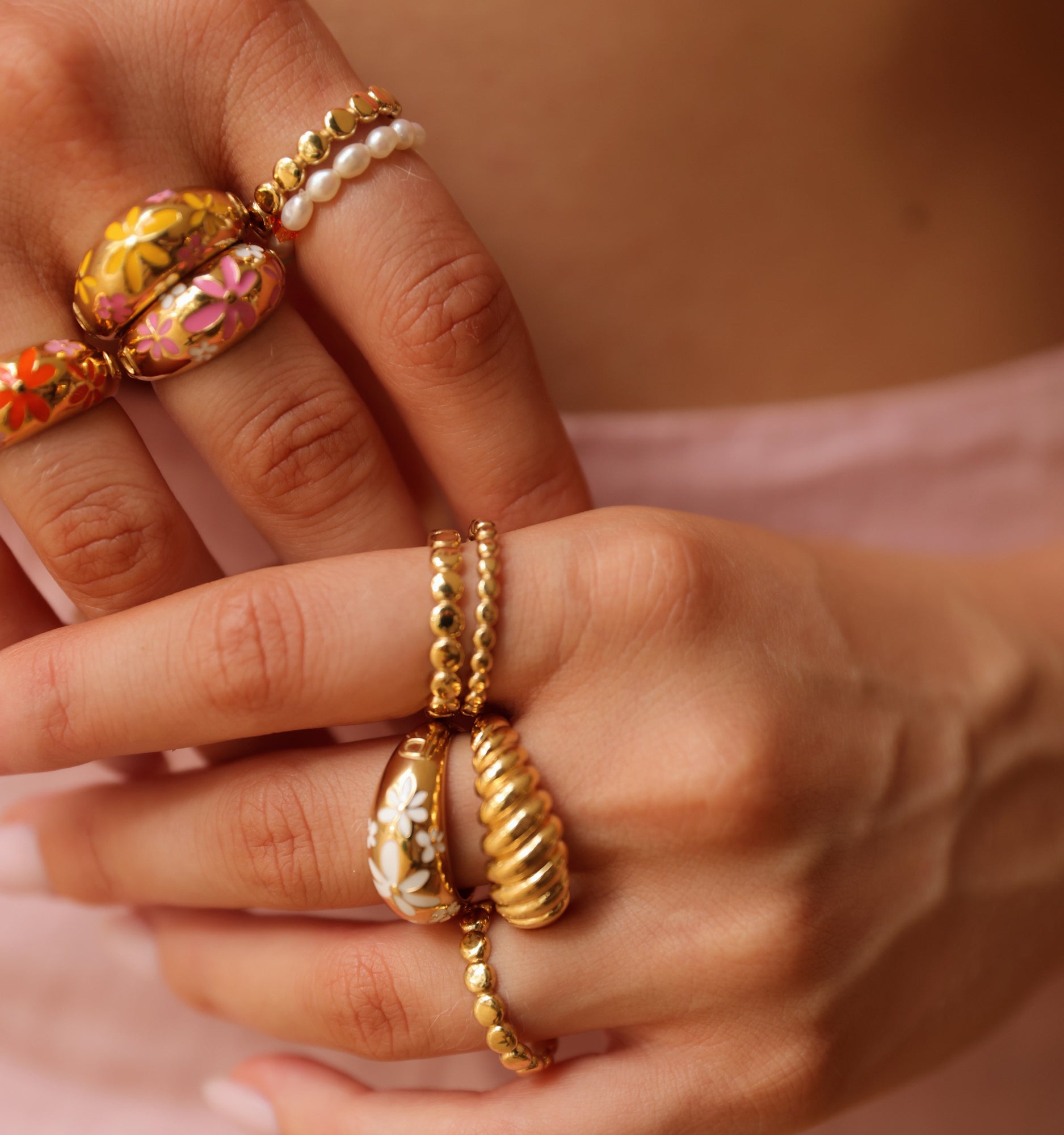Elegant Beaded Stacking Rings Set for Women - Trendy Boho Jewelry for Layering & Everyday Wear - Perfect for Parties, Gifts & Fashion Accessories