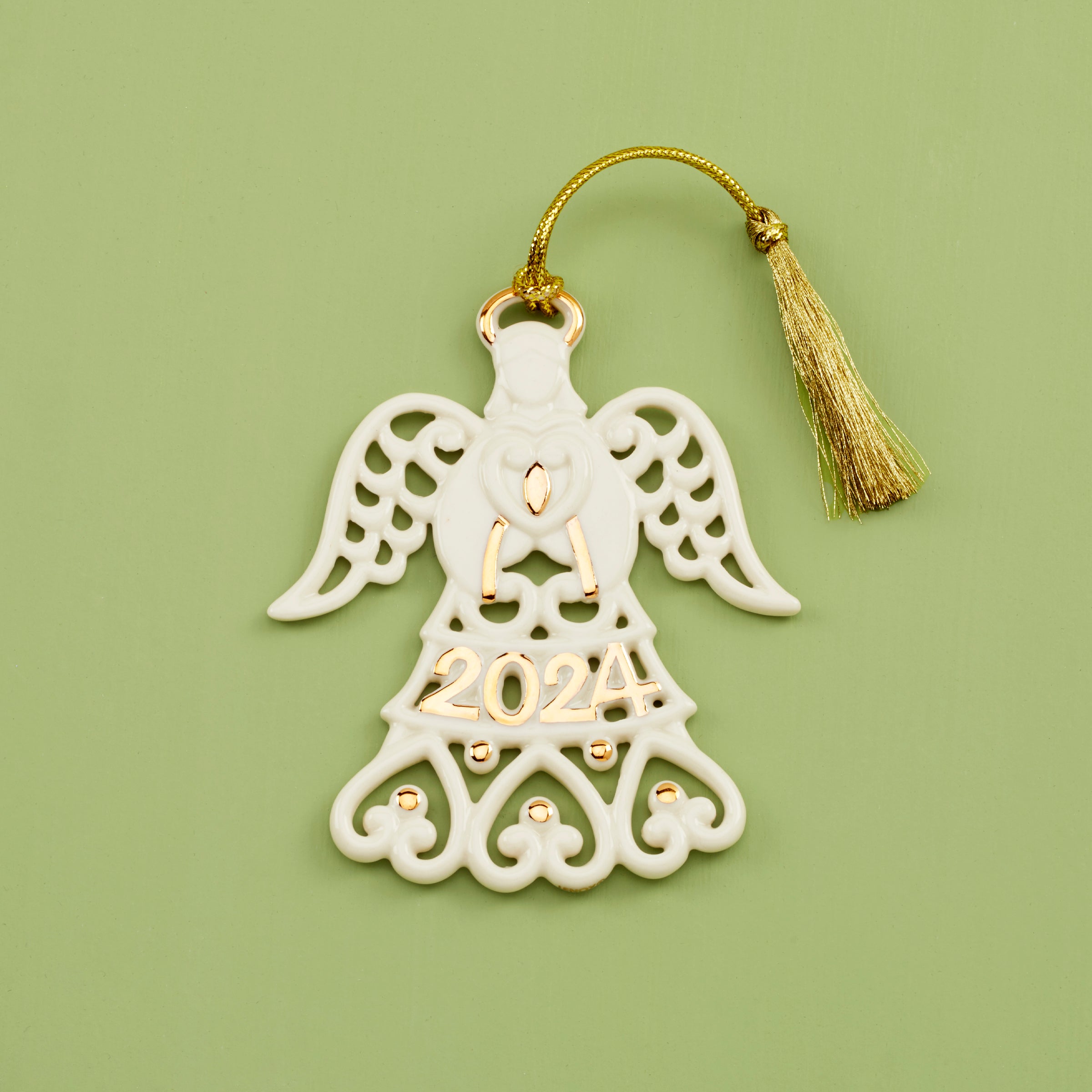 2024 A Year To Remember Angel Ornament - Christmas Tree Decorations, Holiday Home Decor, Gift for Collectors & Christmas Lovers