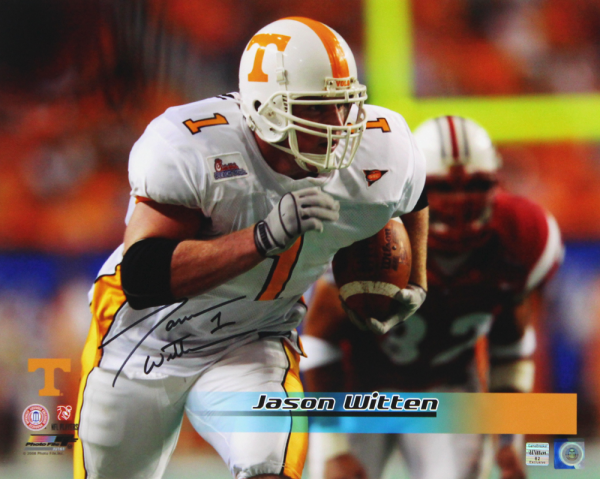 Jason Witten Autographed Tennessee Volunteers NCAA 16x20 Photo in White Jersey - Perfect for Sports Memorabilia Collectors and Volunteers Fans