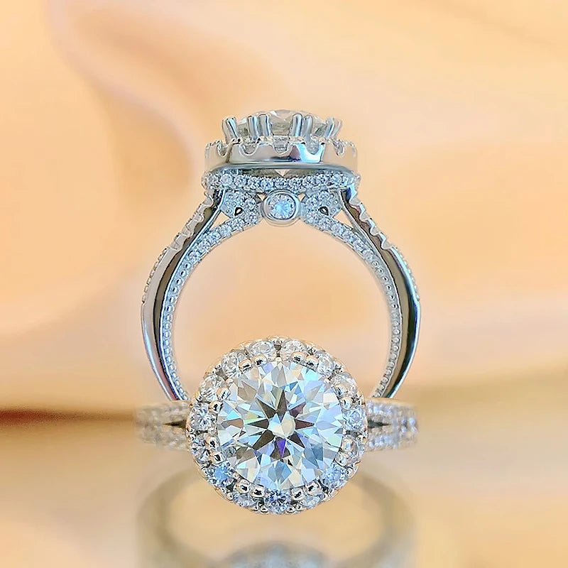 2ct Moissanite Engagement Ring for Women - 925 Sterling Silver Round Cut Diamond Alternative Wedding Band - Anniversary Gift for Her - Perfect for Proposals, Weddings & Special Occasions