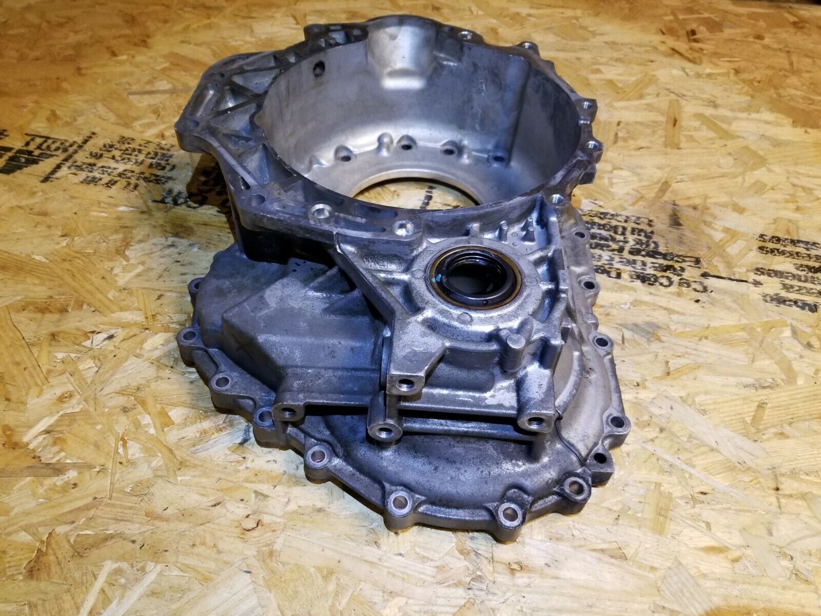 06-11 Hyundai Azera Automatic Transmission Bell Housing OEM Replacement - Perfect for Smooth Gear Shifting & Transmission Repair