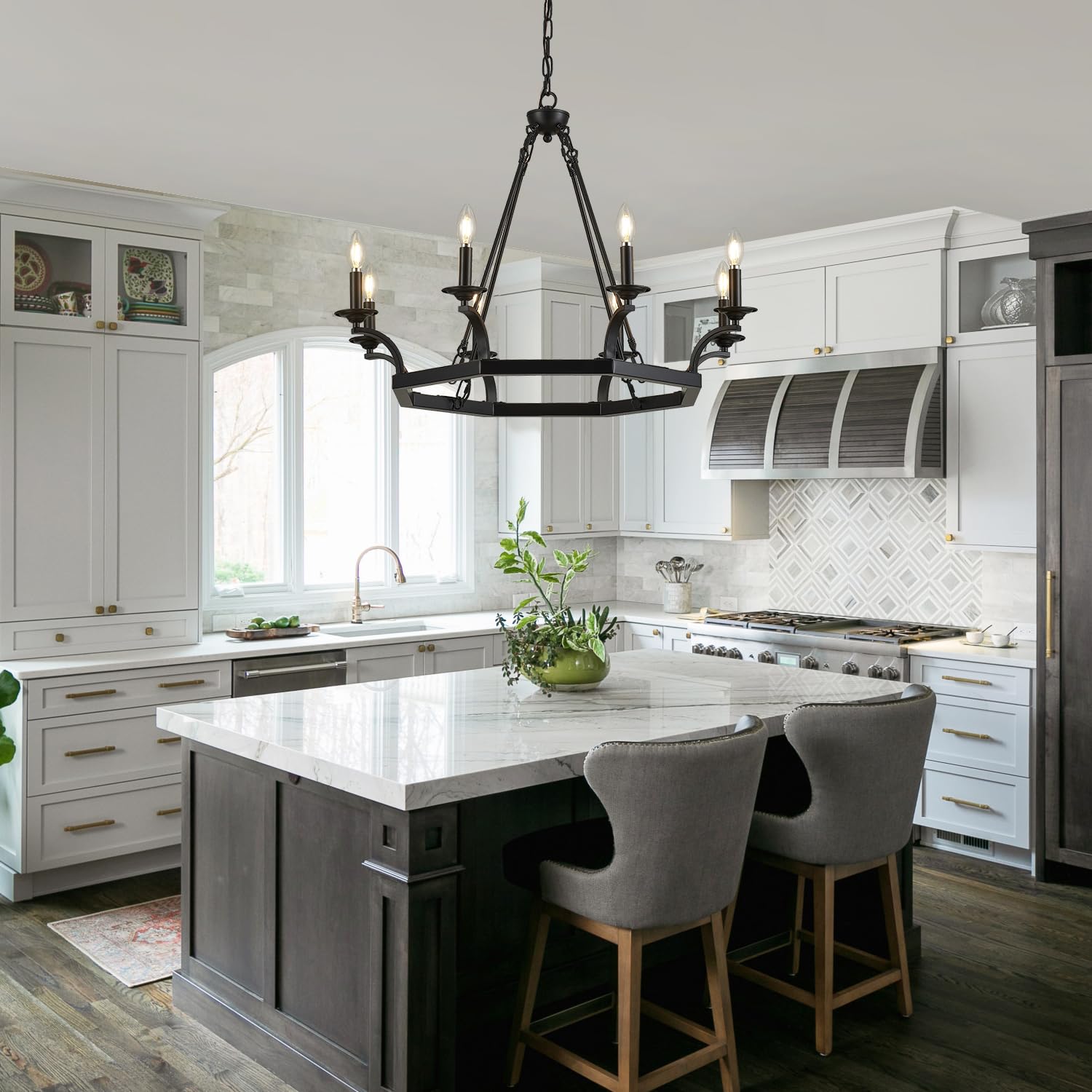 8-Light Wagon Wheel Chandelier 33