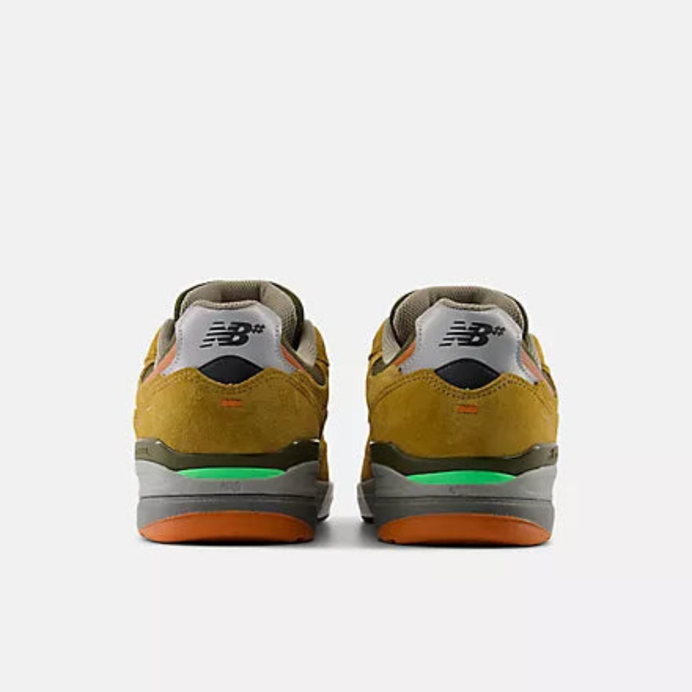 New Balance Numeric Andrew Reynolds 933 Skateboarding Shoes - Men's High-Performance Skate Shoes for Street & Park Riding | Durable & Comfortable Design for Skaters