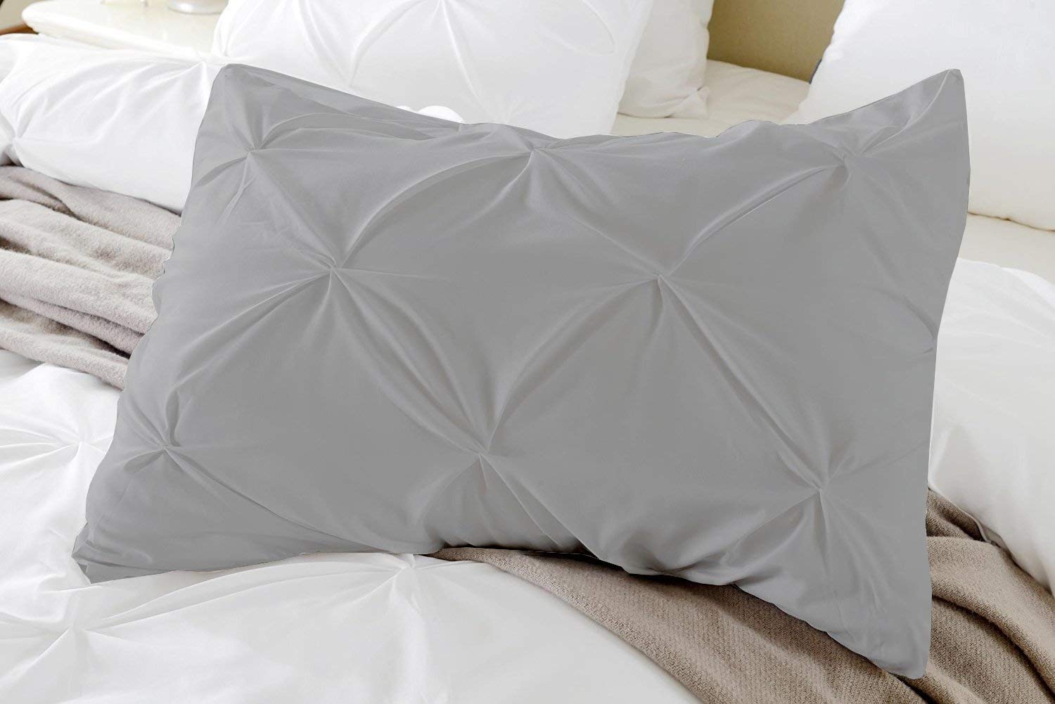 Premium 3-Piece All-Season Goose Down Comforter Set - 500GSM, 600TC 100% Cotton, Pinch Pleated Design with Corner Tabs | Ultra Warm & Lightweight for Full/Queen Bed | Ideal for Cozy Winter Nights & Luxury Bedroom Decor (Silver)