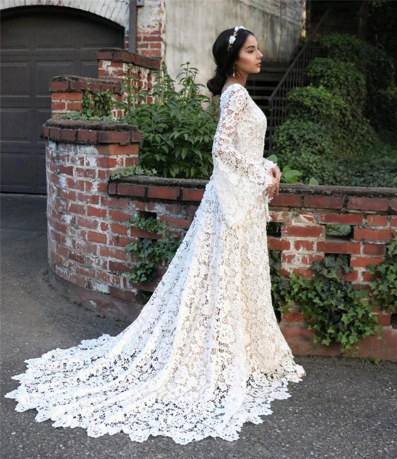 Elegant A-Line Lace Boho Wedding Dress with Puff Sleeves & Backless Design - Perfect for Bohemian Brides, Beach Weddings & Outdoor Ceremonies