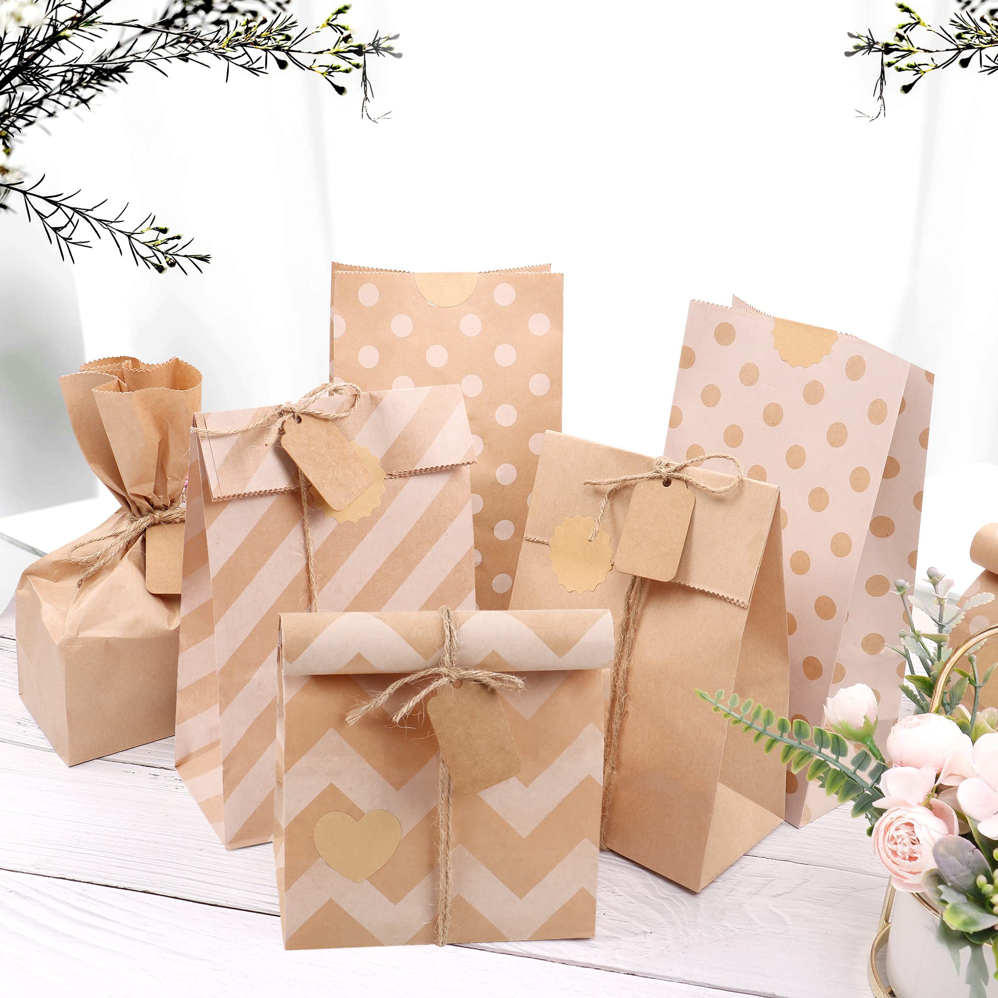 30-Pack Kraft Paper Treat Bags for Parties – 5.1x3.1x9.5 Inch Brown Snack Bags for Bakery, Candies, Desserts, Cookies – Bulk Eco-Friendly Favor Bags for Birthday, Wedding, Baby Shower & Graduation Events – Perfect for Candy Buffets, Gift Packaging and Party Decorations