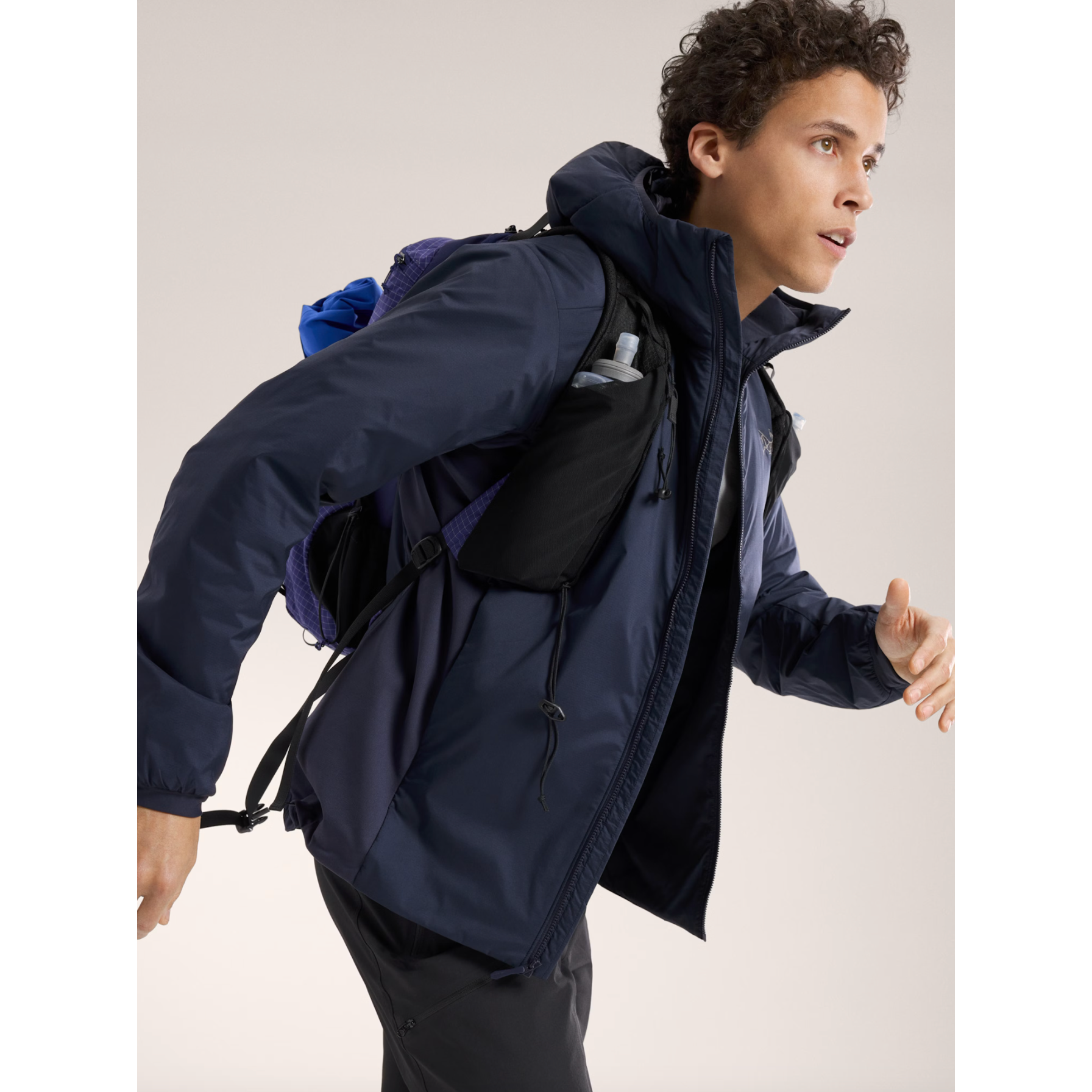 Arc'teryx Men's Atom Hoody - Lightweight Insulated Jacket for Hiking & Outdoor Activities | Water-Resistant & Breathable | Perfect for Camping, Climbing & Winter Sports