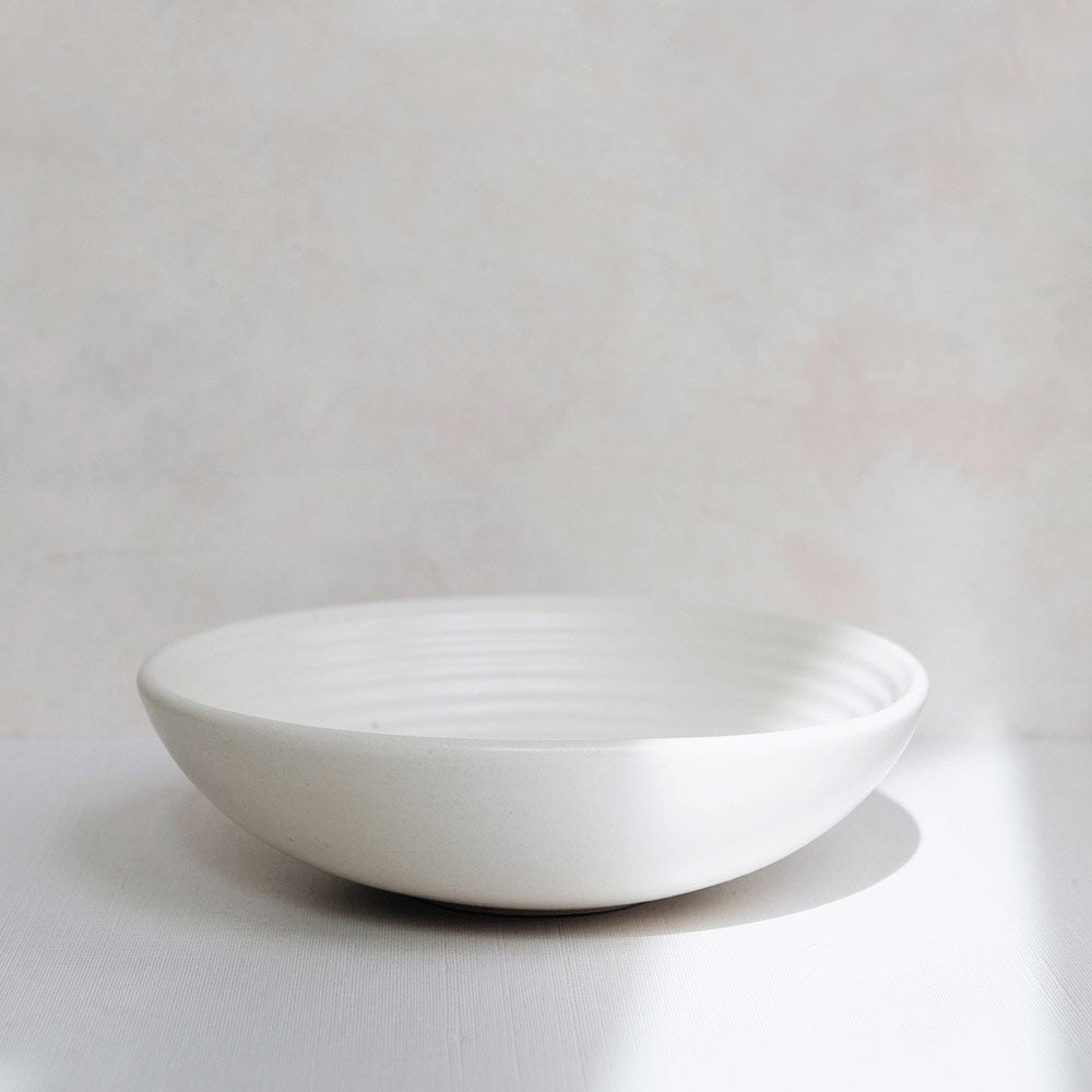 Premium Ripple Ceramic Serving Bowl - Elegant 12-Inch Handcrafted Dish for Salads, Pasta & Entertaining - Perfect for Dinner Parties & Family Gatherings