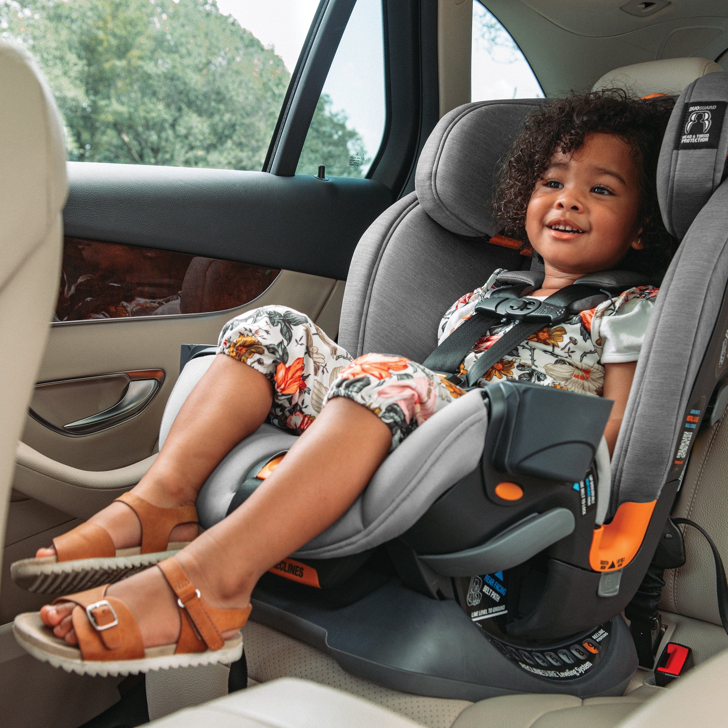 Chicco OneFit ClearTex All-In-One Convertible Car Seat for Infants to Toddlers - Safe & Comfortable for Travel, School & Family Road Trips
