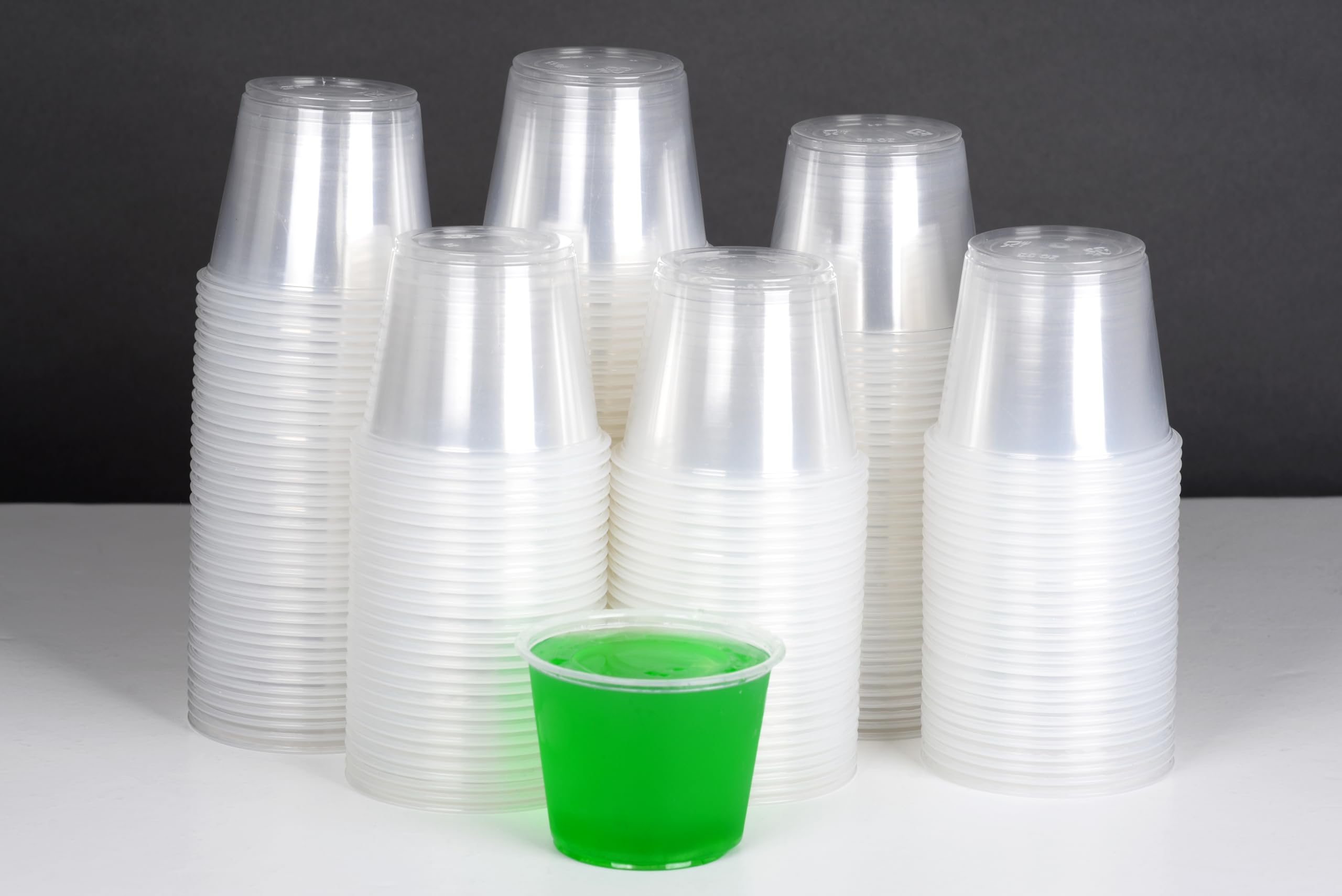 Daxwell 5.5 oz Clear Plastic Portion Cups - Polypropylene (PP) Food Containers - Case of 2,500 (E10004471) - Perfect for Restaurants, Catering & Takeout