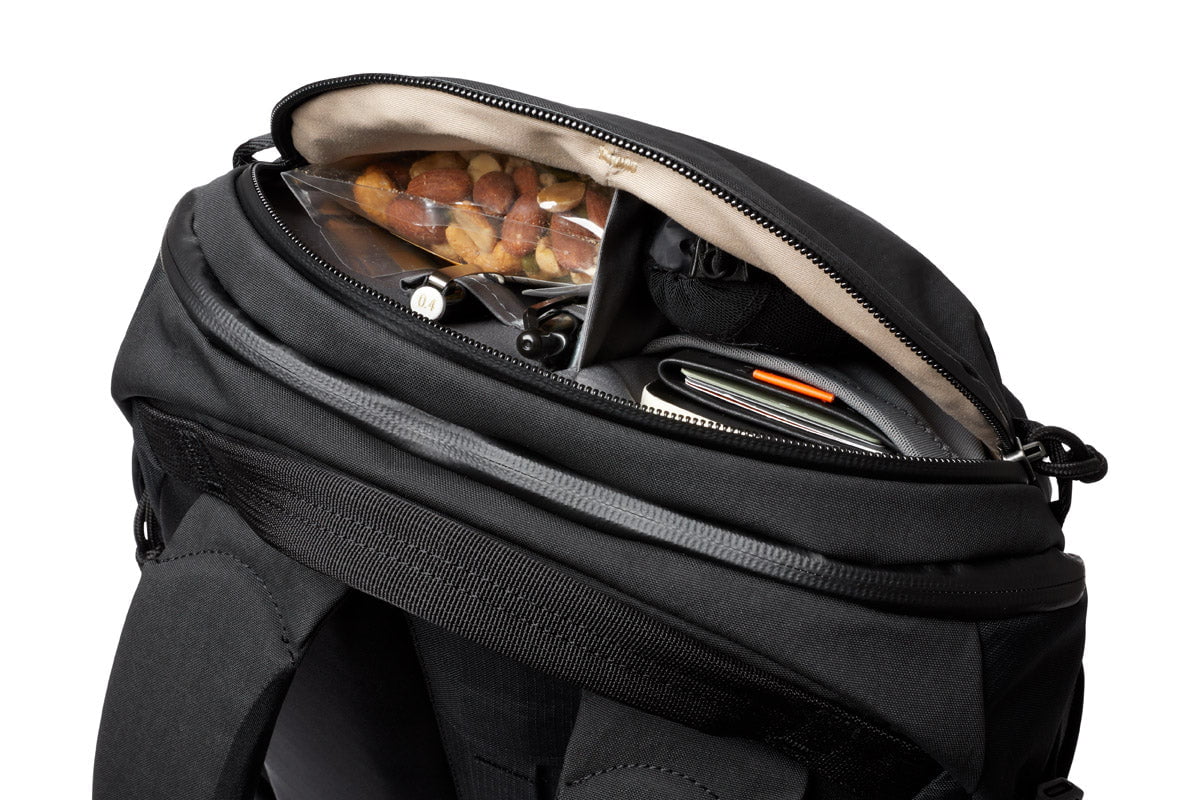 Bellroy Venture Ready Pack 20L - Lightweight Waterproof Backpack for Travel, Hiking & Commuting - Durable Daypack for Work, Gym & Outdoor Adventures