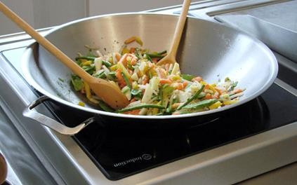 Equipex BRIC3600 Adventys Countertop Induction Range - 1 Burner Electric Cooktop for Small Kitchens, Dorms & RVs - Fast Heating & Energy Efficient