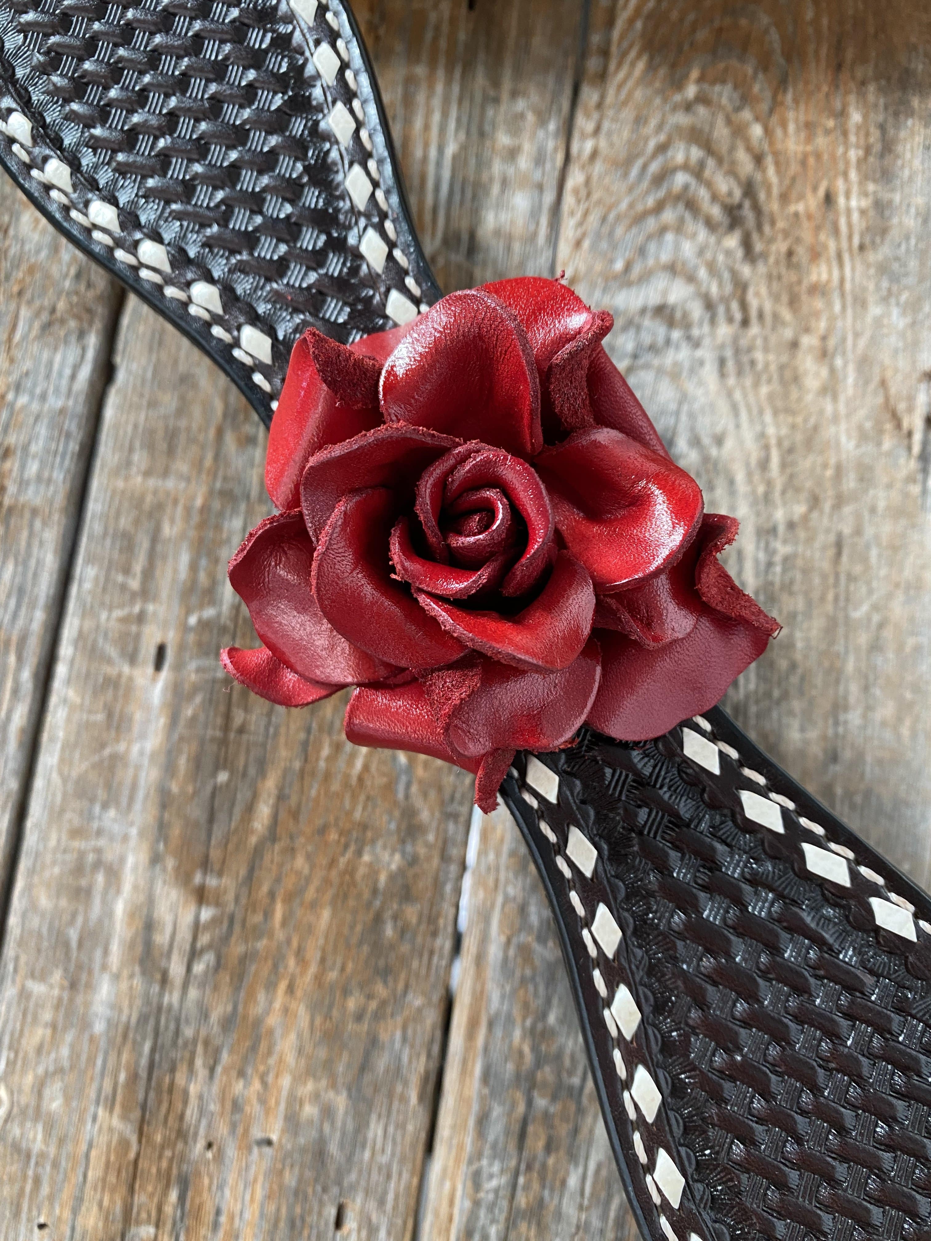 Premium Dark Oil Buckstitch Red Rose Browband Headstall & Breastcollar Tack Set #BBBC402 - Western Horse Riding Show Equipment for Equestrian Competitions & Trail Rides