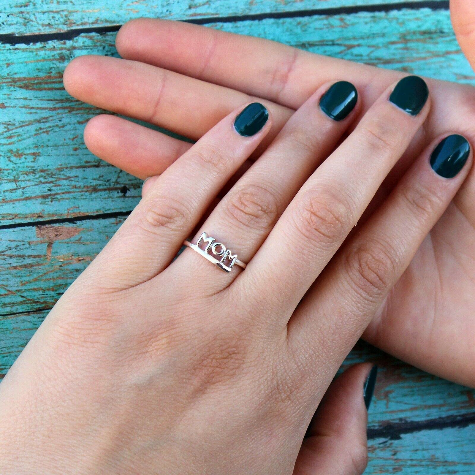 925 Sterling Silver Mom Ring with Letter Design - Elegant Mother's Day Gift Jewelry for Women - Perfect for Birthday, Anniversary & Special Occasions