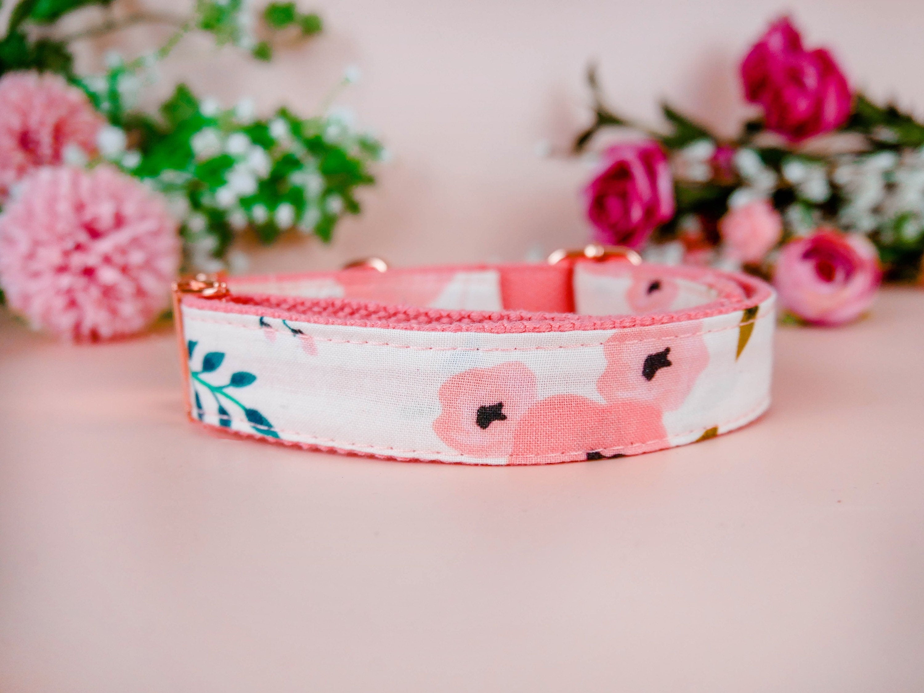 Floral Dog Collar with Watercolor Flower Design - Adjustable Pet Collar for Small & Medium Dogs - Perfect for Daily Walks, Pet Photos & Special Occasions