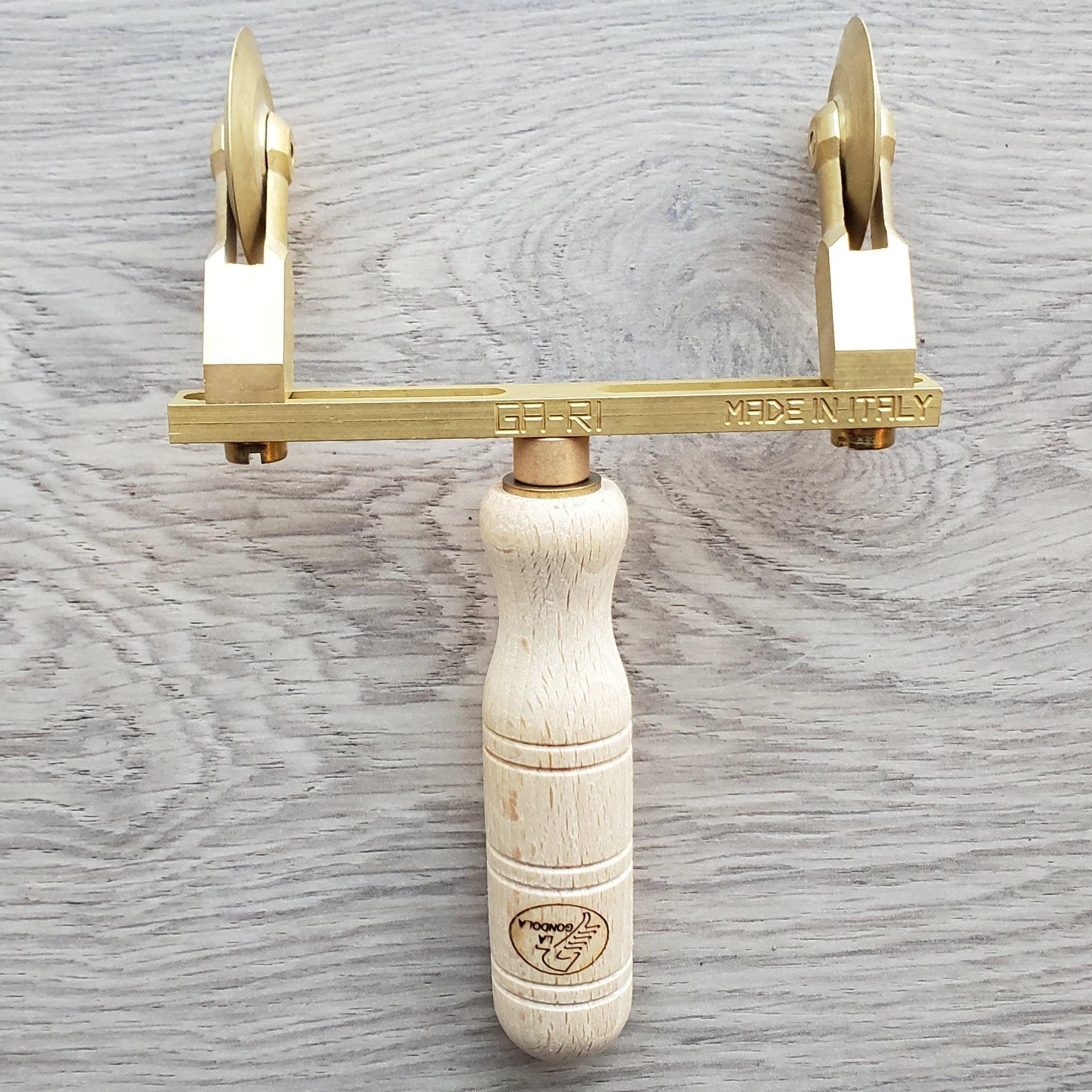 La Gondola Smooth Double Adjustable Pasta Wheel Cutter - Stainless Steel Pasta Maker for Homemade Ravioli, Lasagna & Italian Pasta - Perfect for Kitchen, Cooking Enthusiasts & Italian Cuisine Lovers