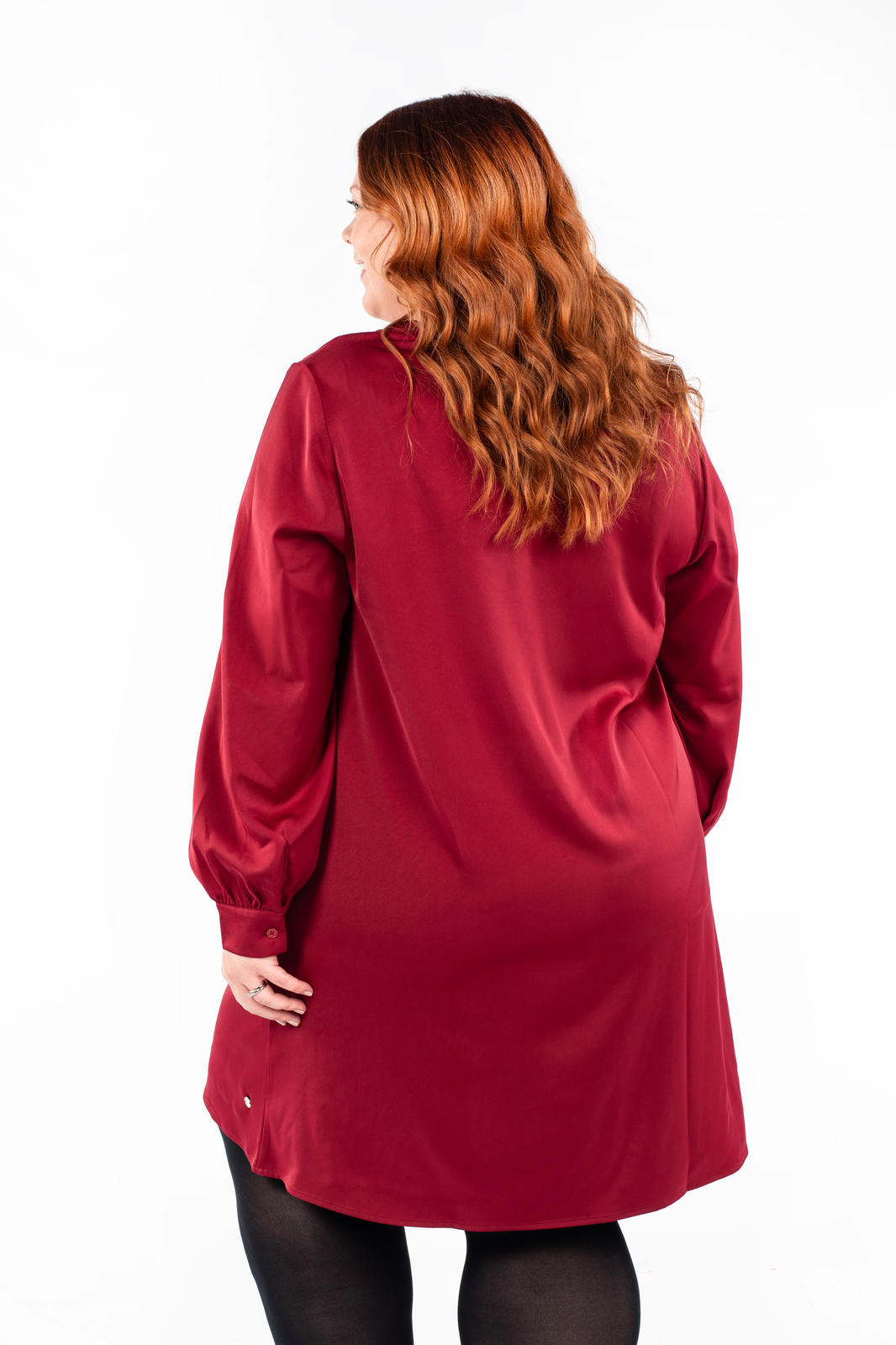 Elegant Satin Soiree Dress for Women - Formal Evening Gown for Parties, Weddings & Special Occasions - Perfect for Cocktail Events, Prom & Black Tie Gatherings