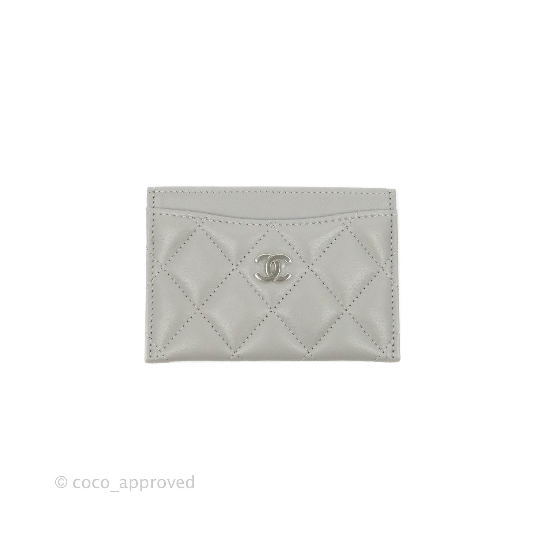 Chanel Classic Flat Card Holder in Grey Lambskin with Silver Hardware - Luxury Compact Wallet for Everyday Use & Travel
