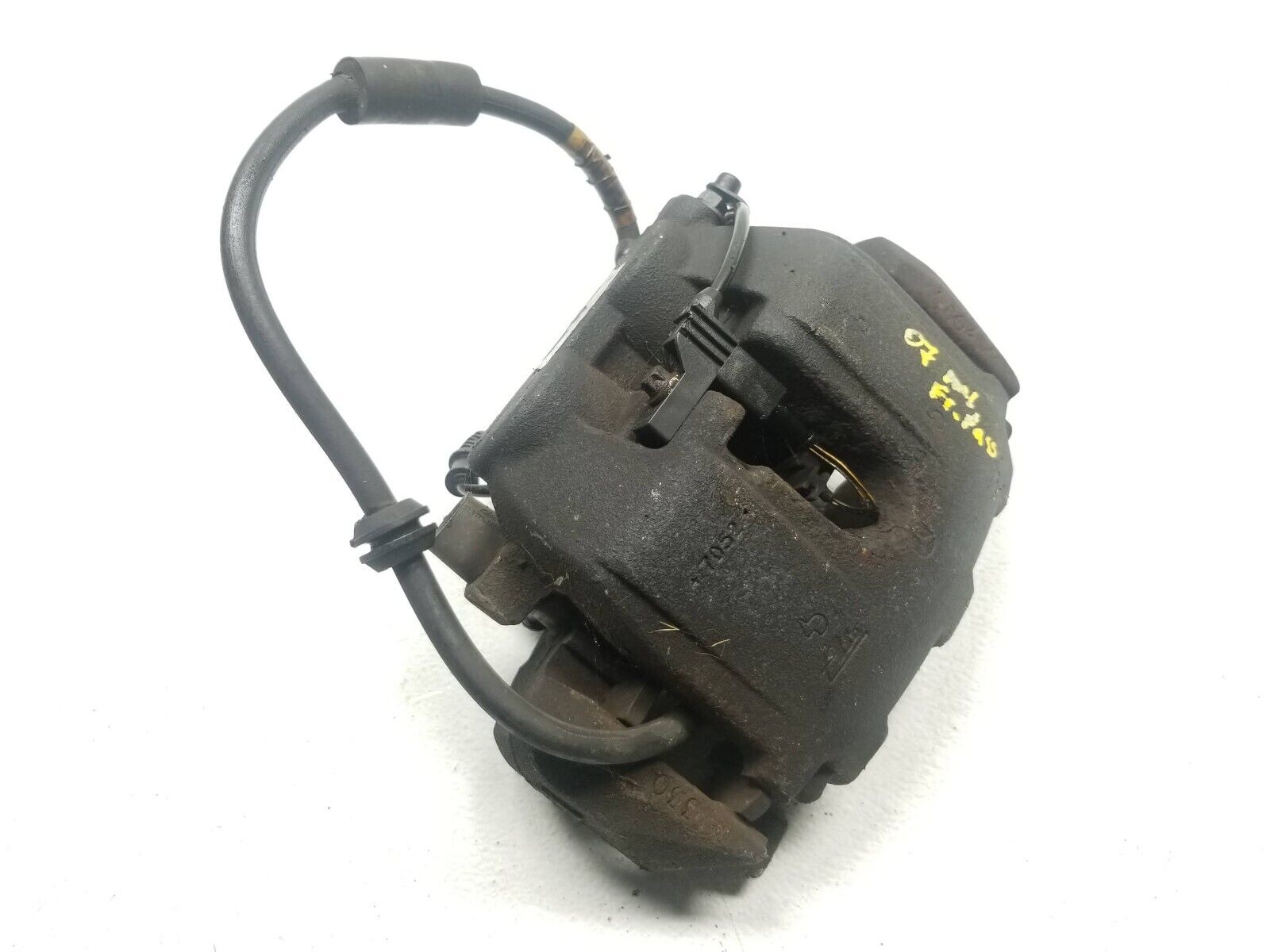 2006-2011 Mercedes ML500 Front Right Passenger Brake Caliper OEM Replacement - Perfect for Off-Roading & Daily Commuting
