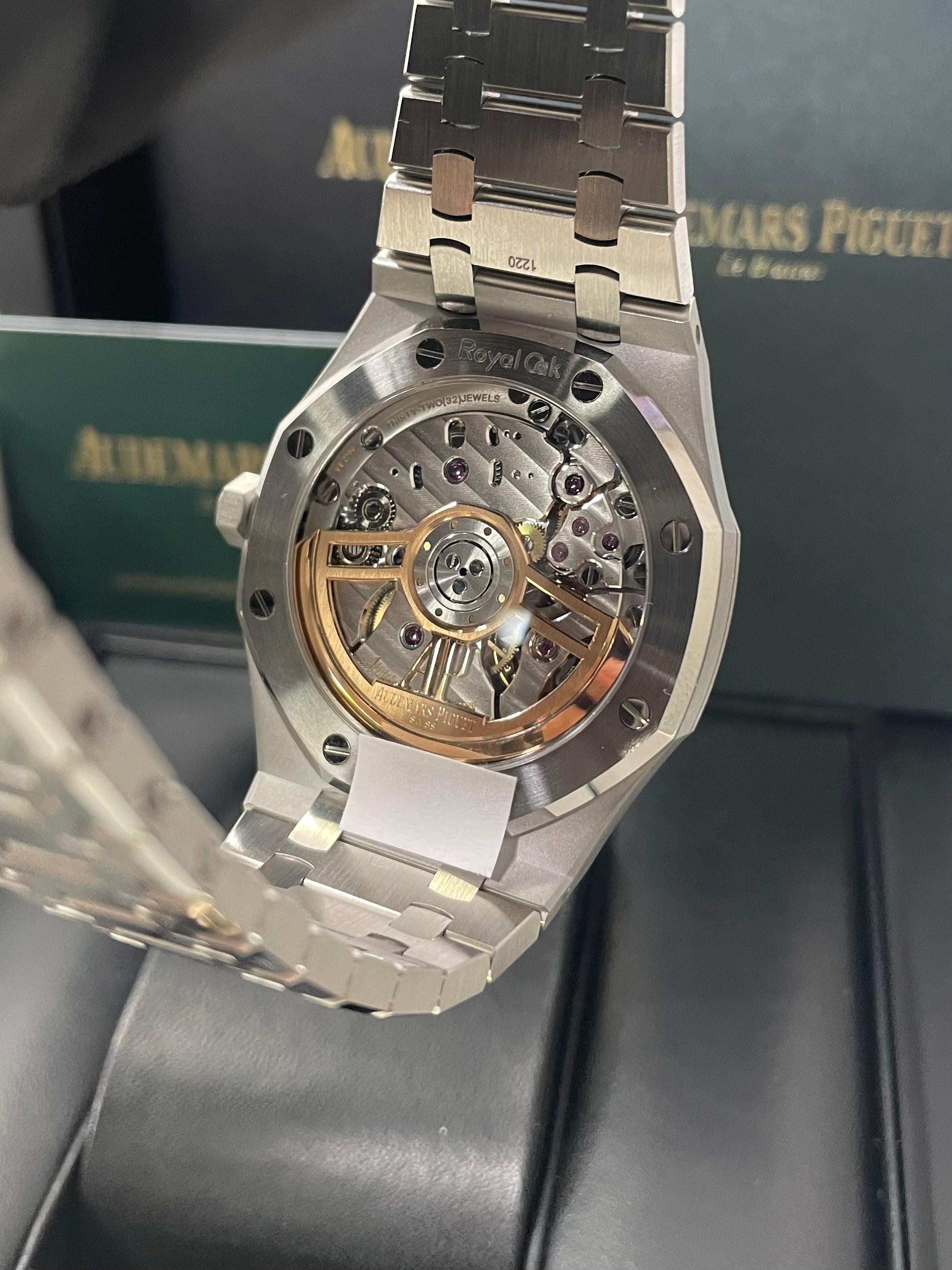 Audemars Piguet Royal Oak 15500ST.OO.1220ST.04 - Self-Winding Stainless Steel Watch with Silver Dial | Luxury Timepiece for Business, Formal Events & Collectors