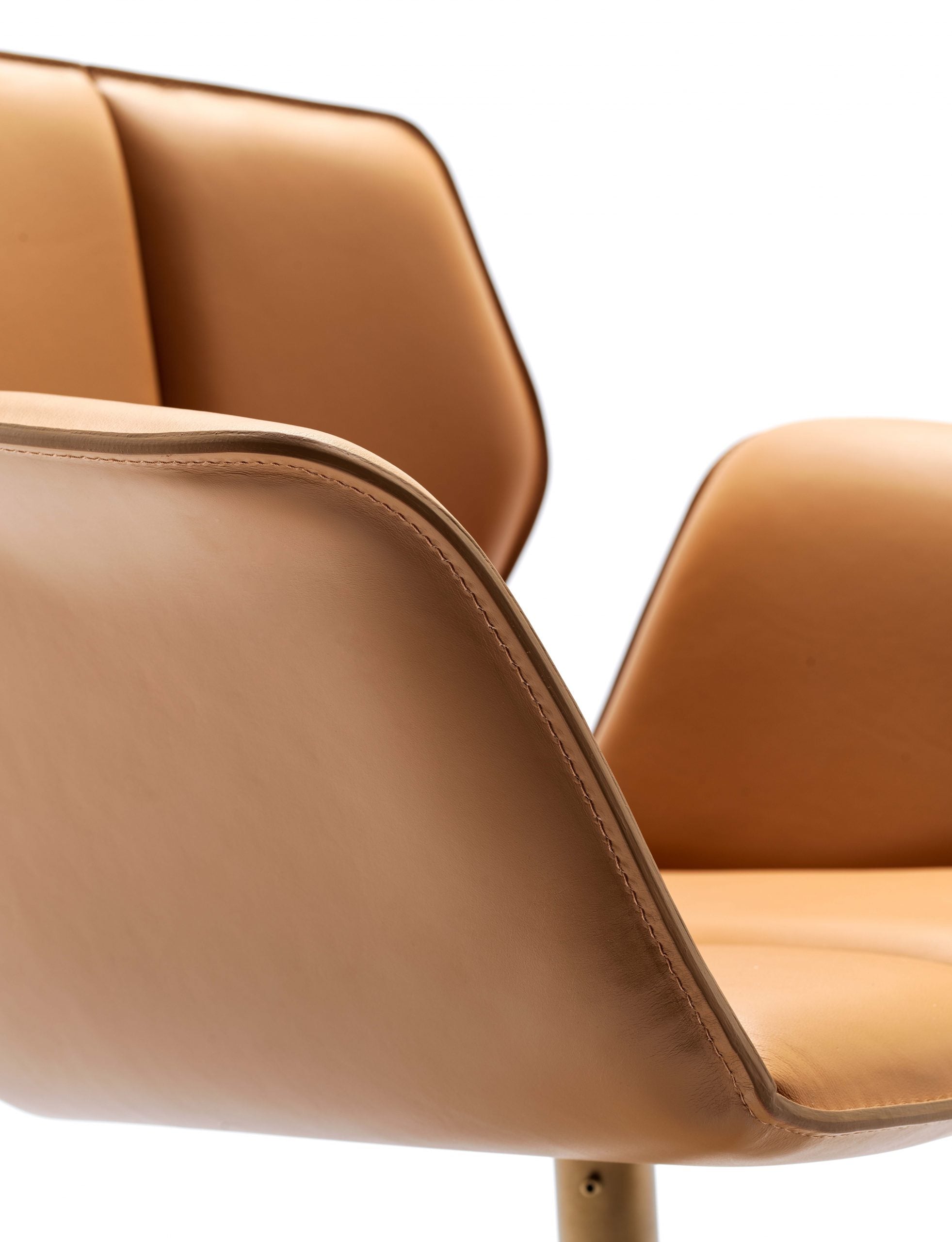 Fosca Big ABF Executive Office Chair - High Back Ergonomic Leather Armchair by Fasem - Perfect for Home Office, Conference Rooms & Corporate Spaces
