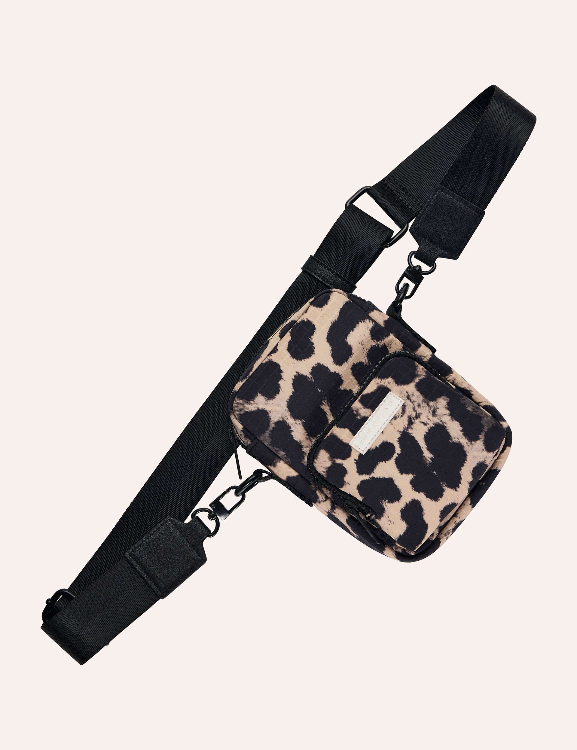 Stylish Leopard Print Crossbody Bag for Women - Fashionable & Lightweight Shoulder Purse - Perfect for Daily Use, Travel, and Shopping