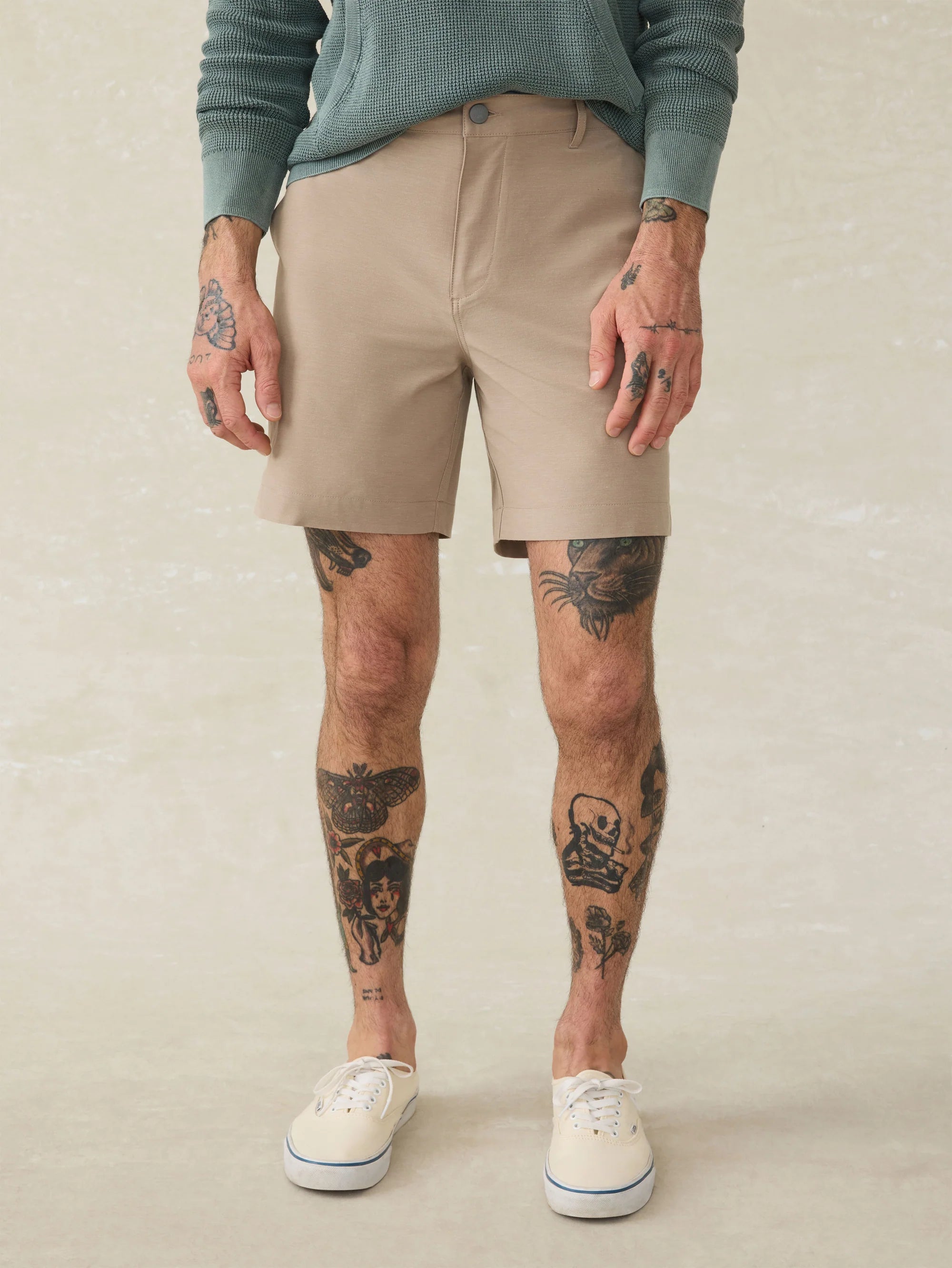 KHAKI