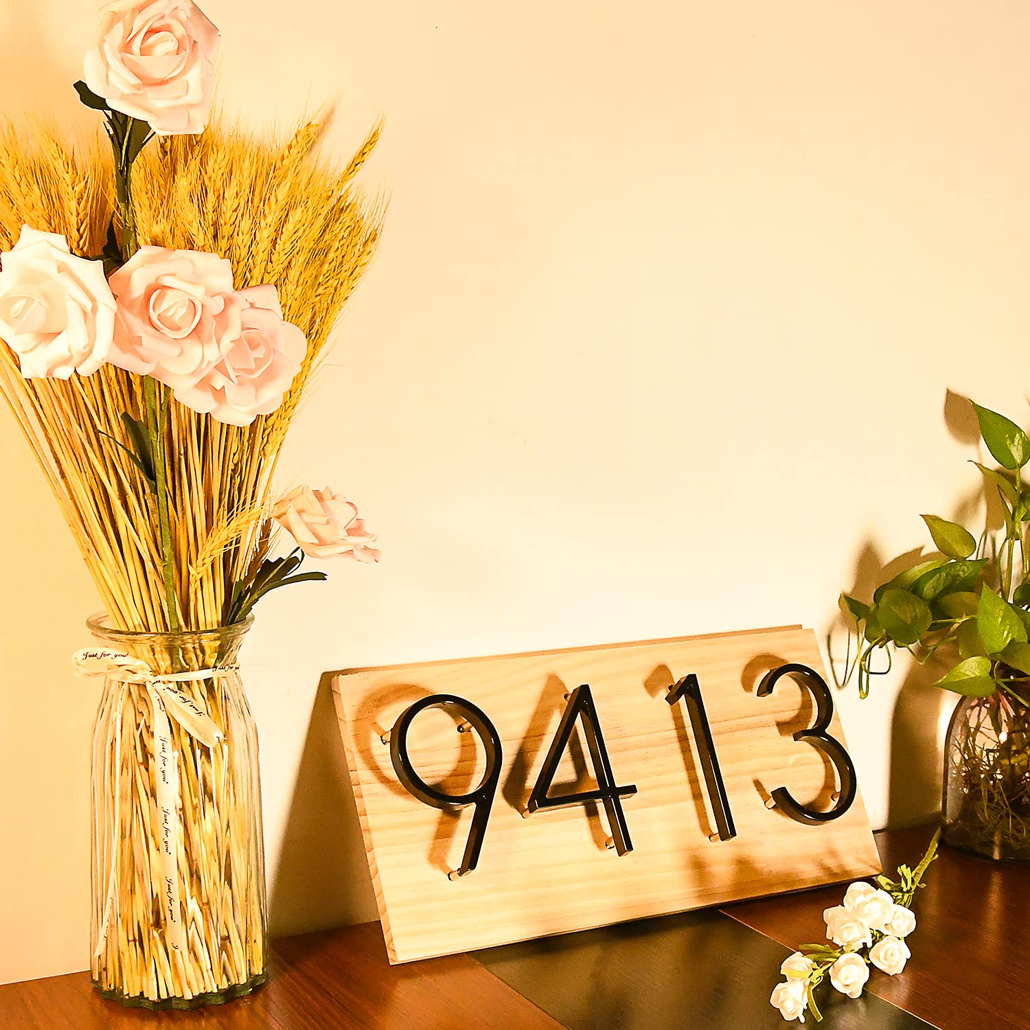 5 Inch Modern Floating House Numbers - Black Floating Mount Address Plaque for Outdoor Home (EIGHT) - Perfect for Mailbox, Front Door, and Garden Decoration