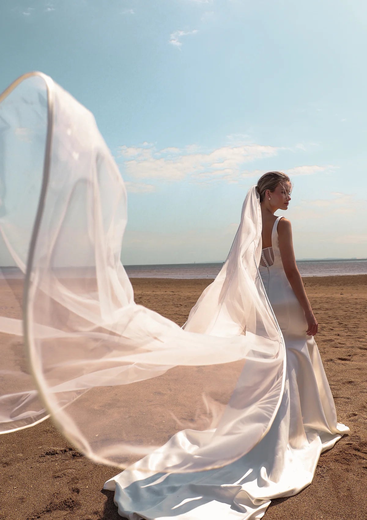 Lola Knight James Classic Satin Trim Single Tier Wedding Veil in Ivory - Elegant Bridal Accessory for Weddings, Photoshoots & Special Occasions