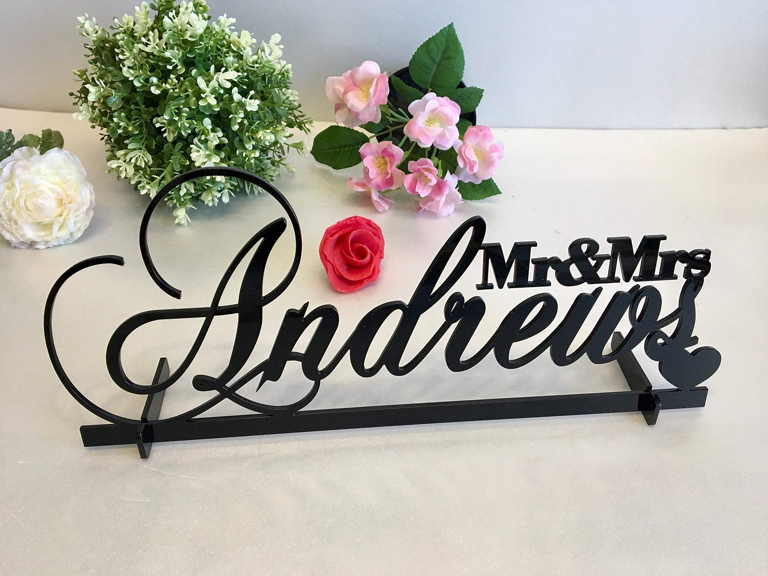 Personalized Mr & Mrs Wedding Sign with Heart - Custom Last Name Sweetheart Table Centerpiece for Wedding Reception, Anniversary Party & Romantic Decor