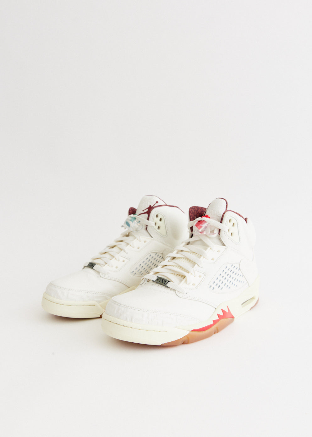 Air Jordan 5 Retro 'El Grito' Basketball Shoes - Men's High-Top Sneakers for Streetwear & Court Performance | Perfect for Casual Wear, Sports & Sneaker Collectors