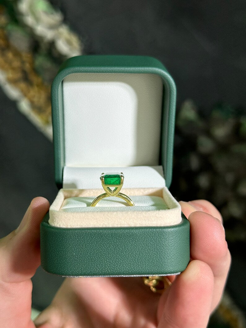 4.46ct 18K Gold Emerald Cut Solitaire Engagement Ring for Women - Elegant Wedding Band, Anniversary Gift, Proposal Jewelry - Perfect for Romantic Proposals, Weddings & Special Occasions