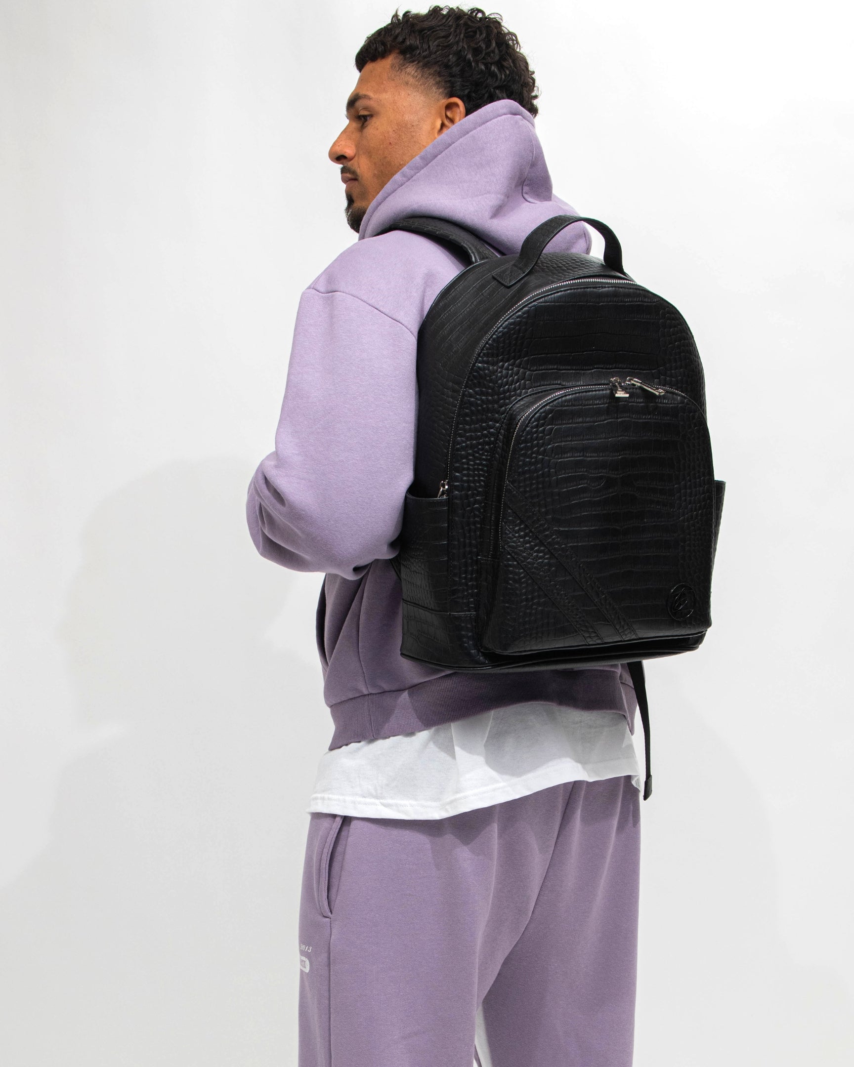 Premium Genuine Leather Backpack for Men & Women - Stylish Durable Black Laptop Bag - Perfect for Travel, Work & School