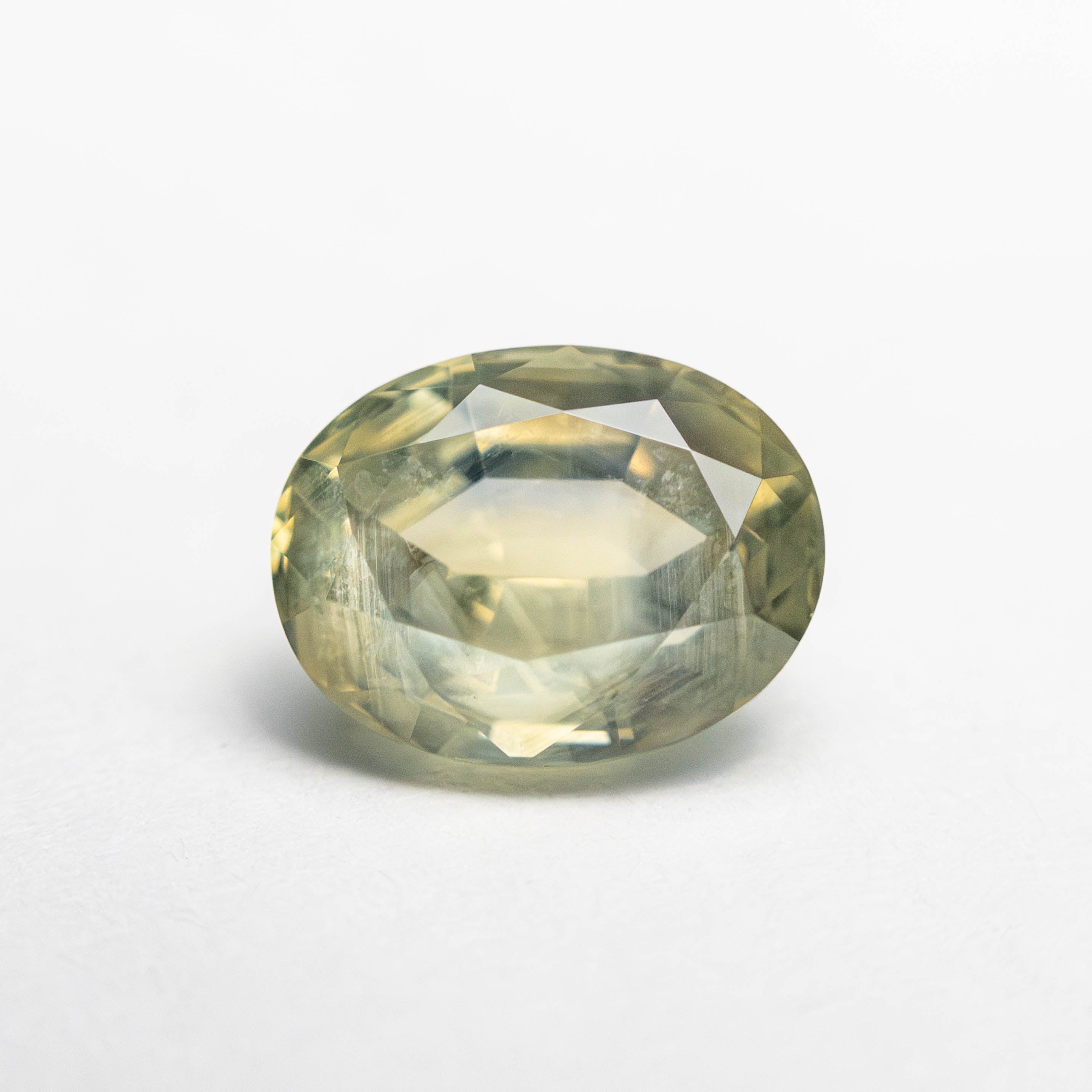 2.04ct Oval Brilliant Blue Sapphire Gemstone - 8.03x6.18x4.53mm Natural Loose Stone for Jewelry Making, Engagement Rings & Necklaces