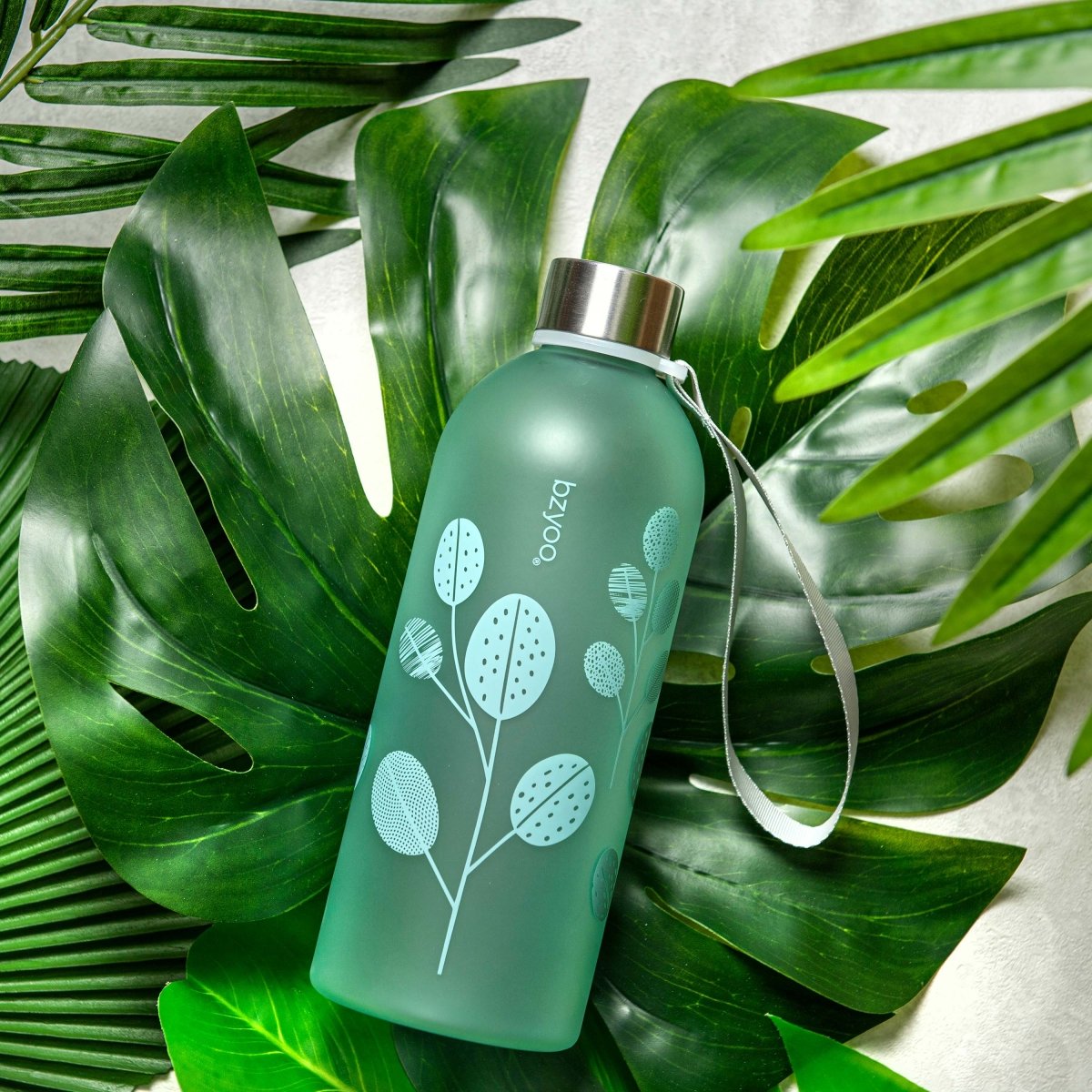 32oz Time Marker Tritan Water Bottle with Carrying Strap - BPA Free Leak Proof Sports Water Bottle for Gym, Hiking & Outdoor Activities - Leaf Green