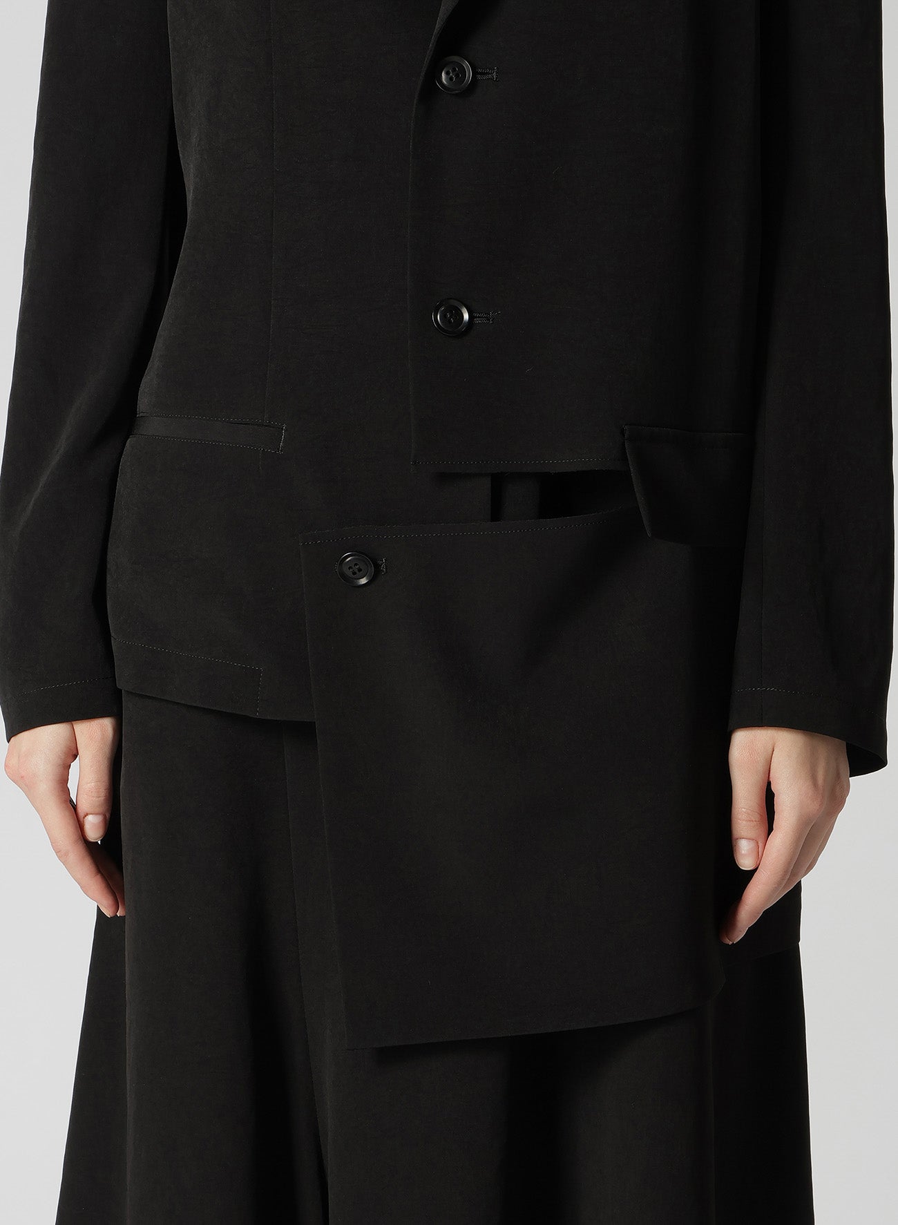 Elegant Asymmetric Crepe de Chine Jacket for Women - Stylish & Lightweight Outerwear for Office, Parties & Evening Events