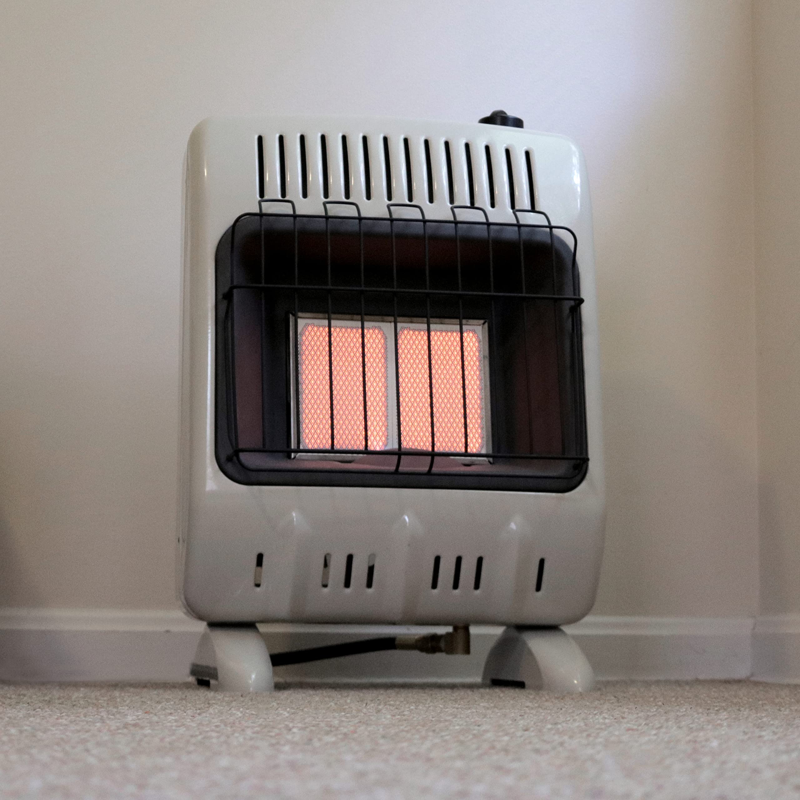 Mr. Heater MHVFRD10LP 10,000 BTU White Vent-Free Propane Radiant Heater for Indoor Use - Perfect for Cold Rooms, Sunrooms, Garages, Cabins & Outdoor Shelters