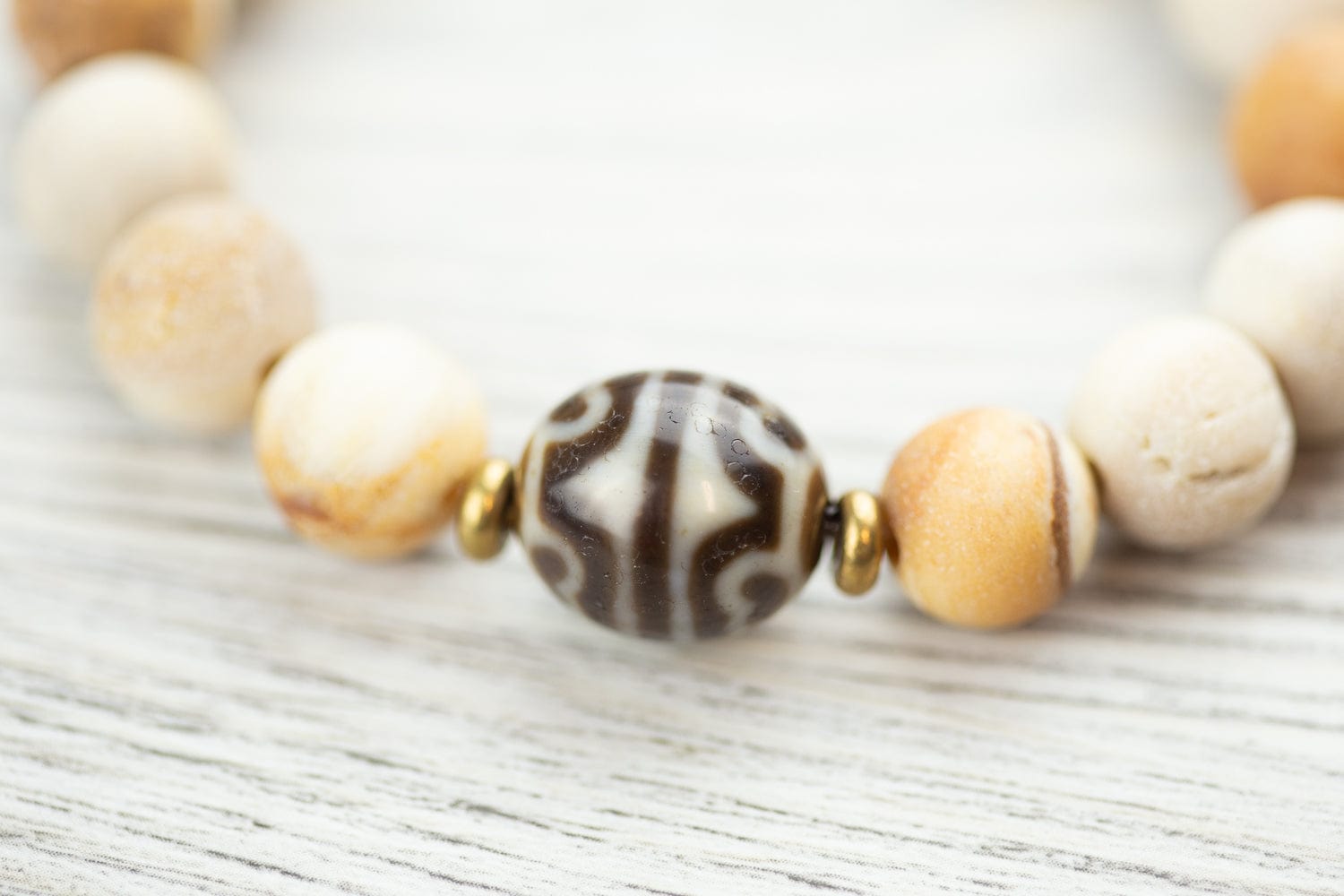 Natural Grounding Fossilized Wood Dzi Bracelet for Men & Women - Tibetan Healing Energy Stone for Stress Relief & Spiritual Protection - Perfect for Meditation, Yoga & Daily Wear