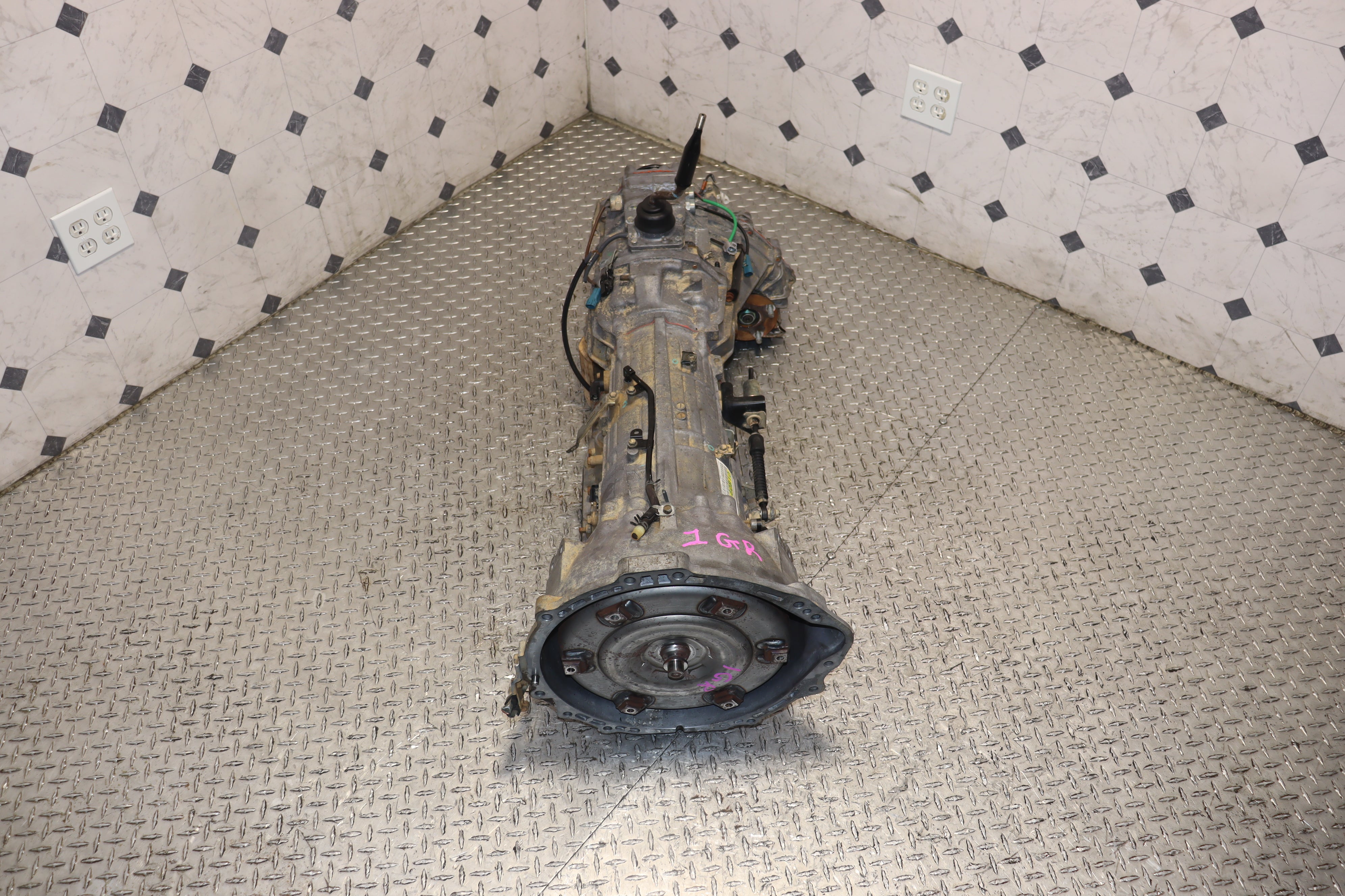 2005-2012 Toyota Tacoma 4Runner FJ Cruiser 4WD Automatic Transmission 4.0L 1GR-FE Engine - Perfect for Off-Roading & Performance Upgrades