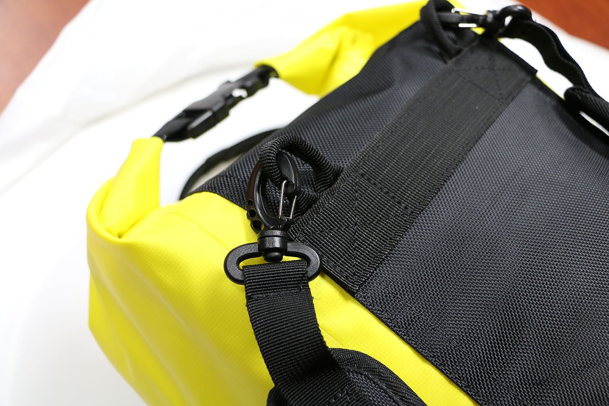 Nelson-Rigg SE-1030-BLK 30L Waterproof Dry Bag with Backpack Straps | 100% Waterproof Roll-Top Design | Ideal for Kayaking, Camping, Hiking & Outdoor Adventures | Black