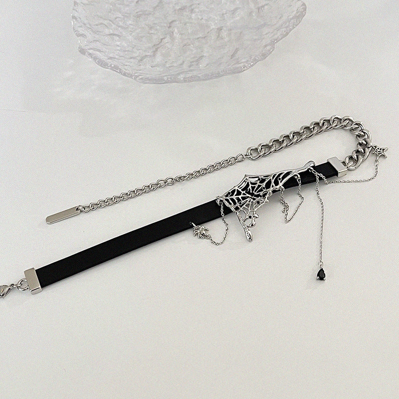 Spider Serpent Black Leather Choker Necklace Punk Gothic Collar for Women & Men | HN1872 | Perfect for Halloween, Cosplay, and Gothic Fashion Accessories